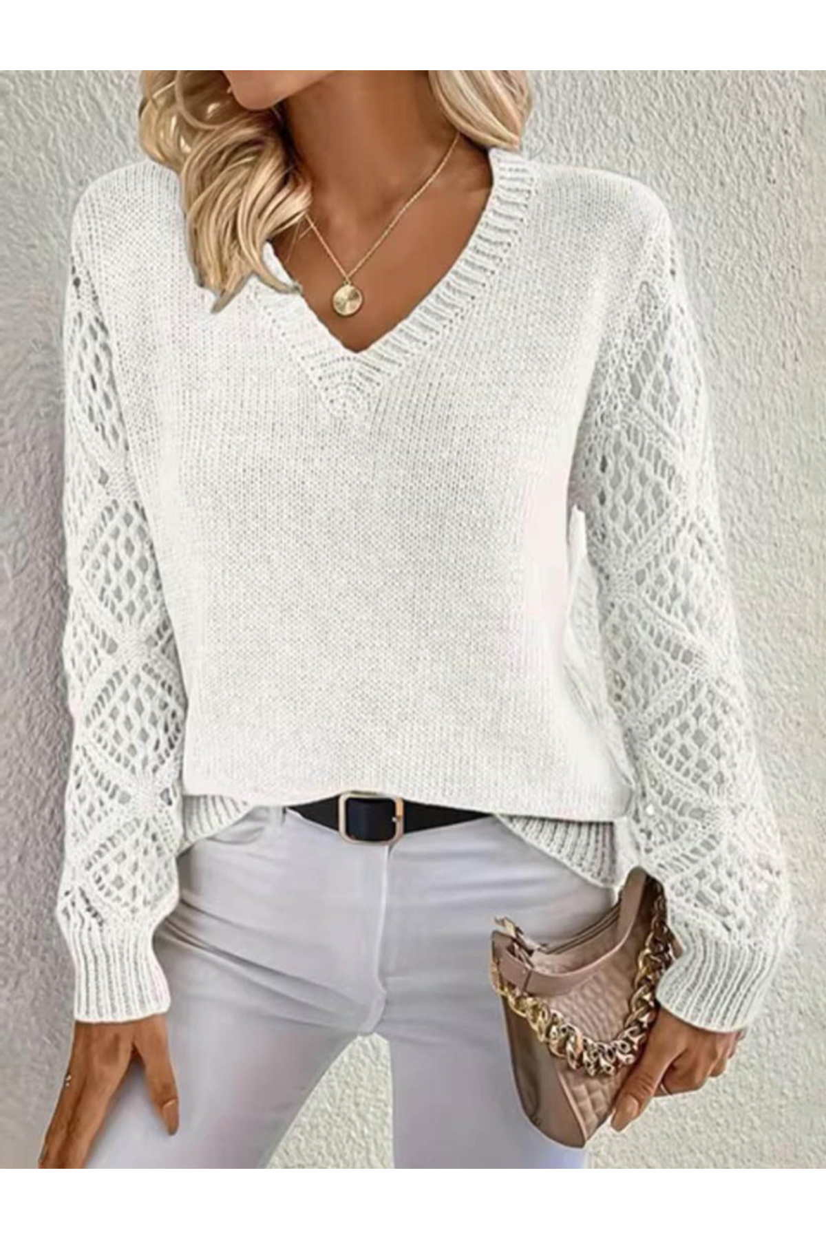Kadın Uzun Kollu V Yaka Kol Delikli Baklava Desen Detaylı Triko Kazak