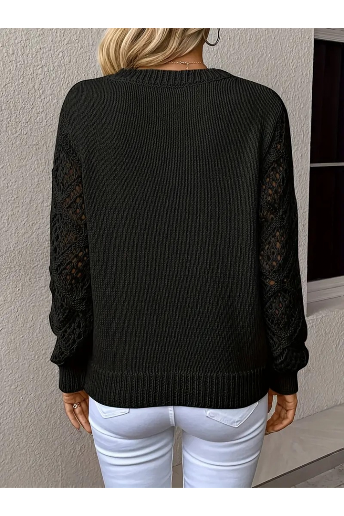 Kadın Uzun Kollu V Yaka Kol Delikli Baklava Desen Detaylı Triko Kazak