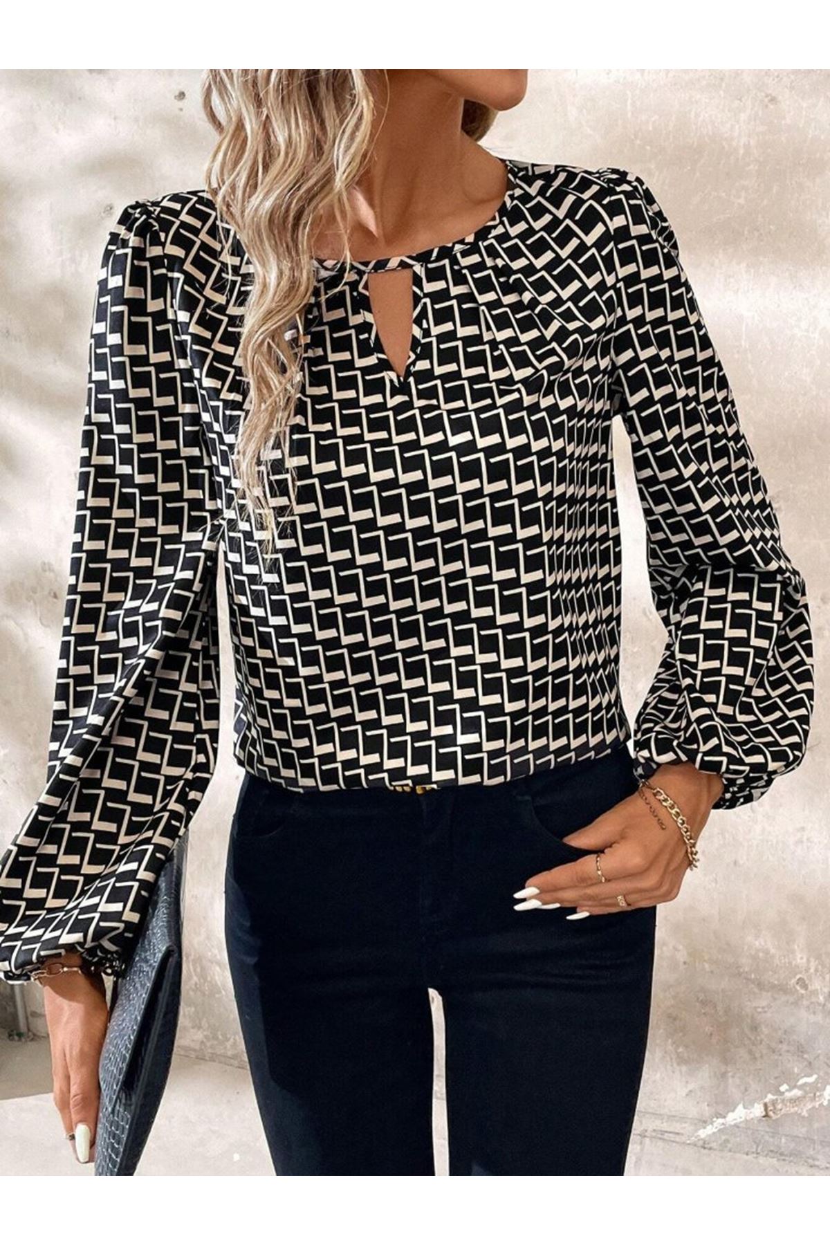 Kadın Uzun Kollu Damla Detaylı Yaka Desenli Süprem Bluz