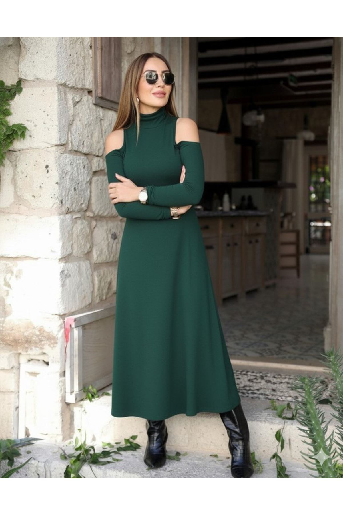 Kadın Balıkçı Yaka Omuzlardan Açık Uzun Kollu Janjan Krep Elbise