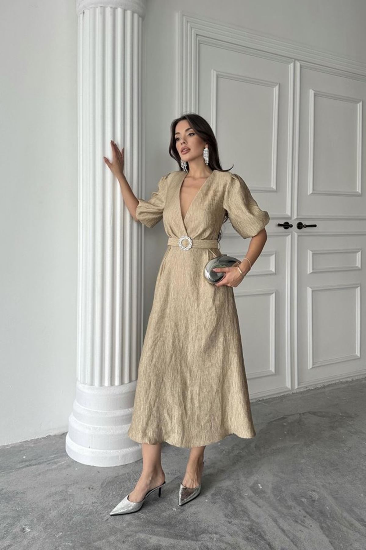 Gold Işıltılı Kemerli Kruvaze Elbise