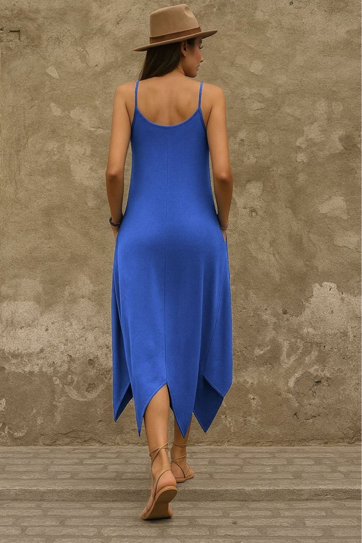 Kadın Askılı V Yakalı Cep Detaylı Asimetrik Kesim Viskon Elbise