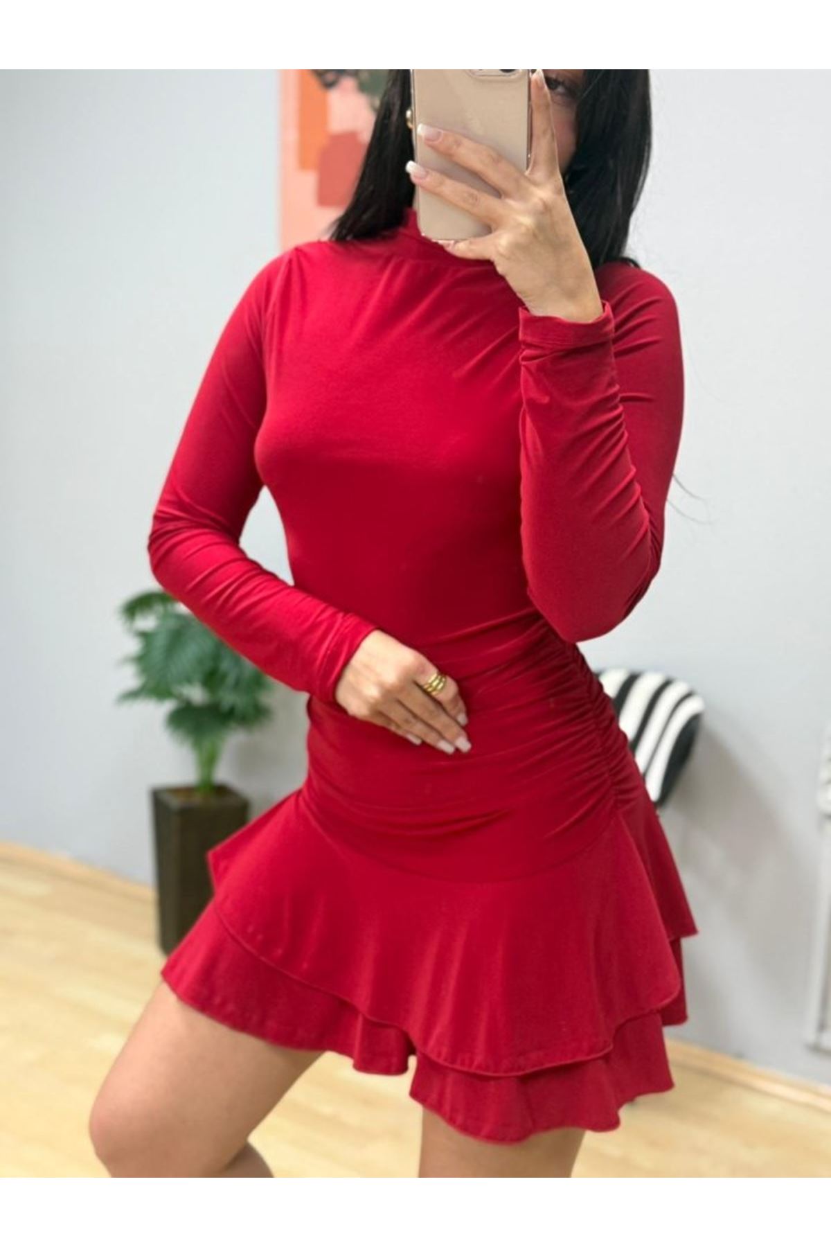 Kadın Uzun Kollu Balıkçı Yaka Mini Fırfırlı Sandy Elbise