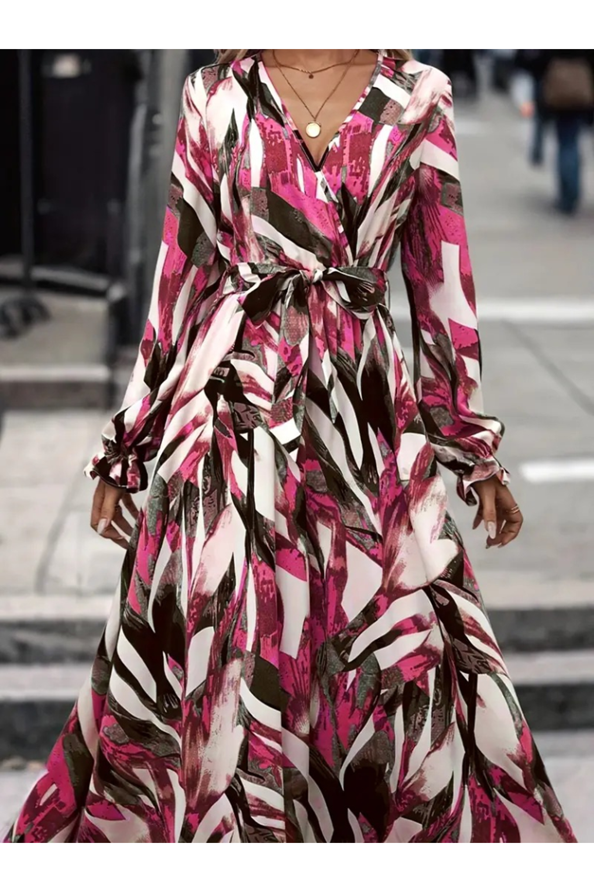 Kadın Uzun Kollu Kruvaze Yaka Belden Kuşaklı Desenli Süprem Elbise