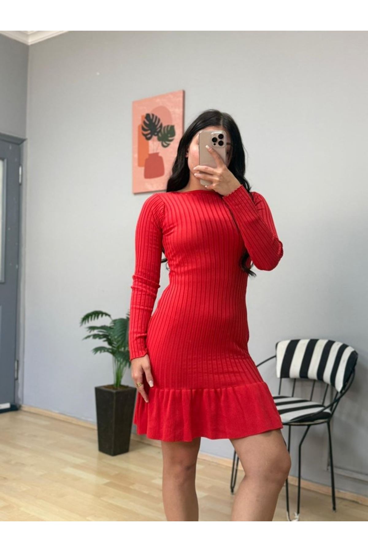 Kadın Bisiklet Yaka Uzun Kol Etek Ucu Fırfırlı Triko (polyenit) Mini Boy Elbise