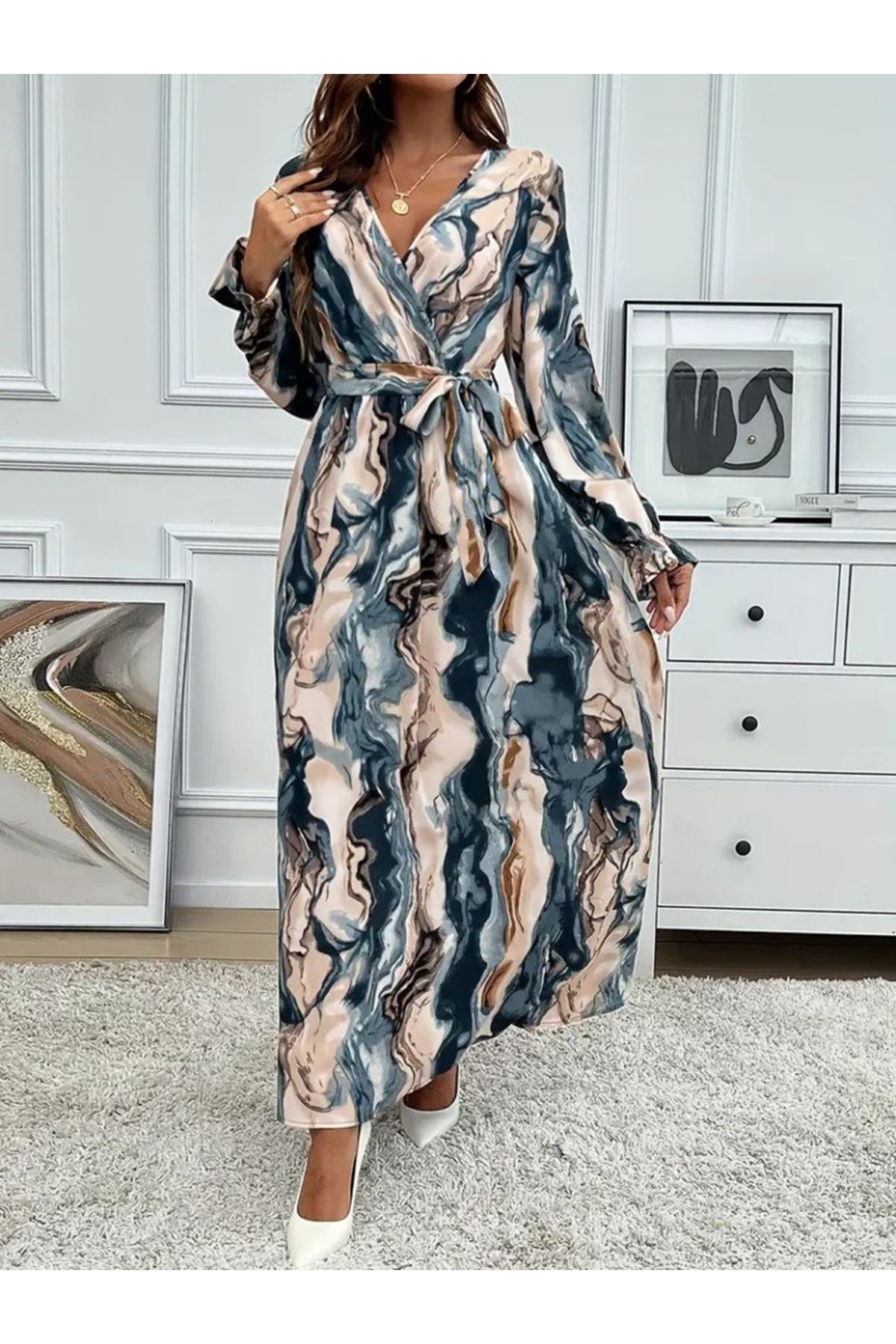 Kadın Uzun Kollu Kruvaze Yakalı Beli Kuşaklı Desenli Süprem Maxi Elbise