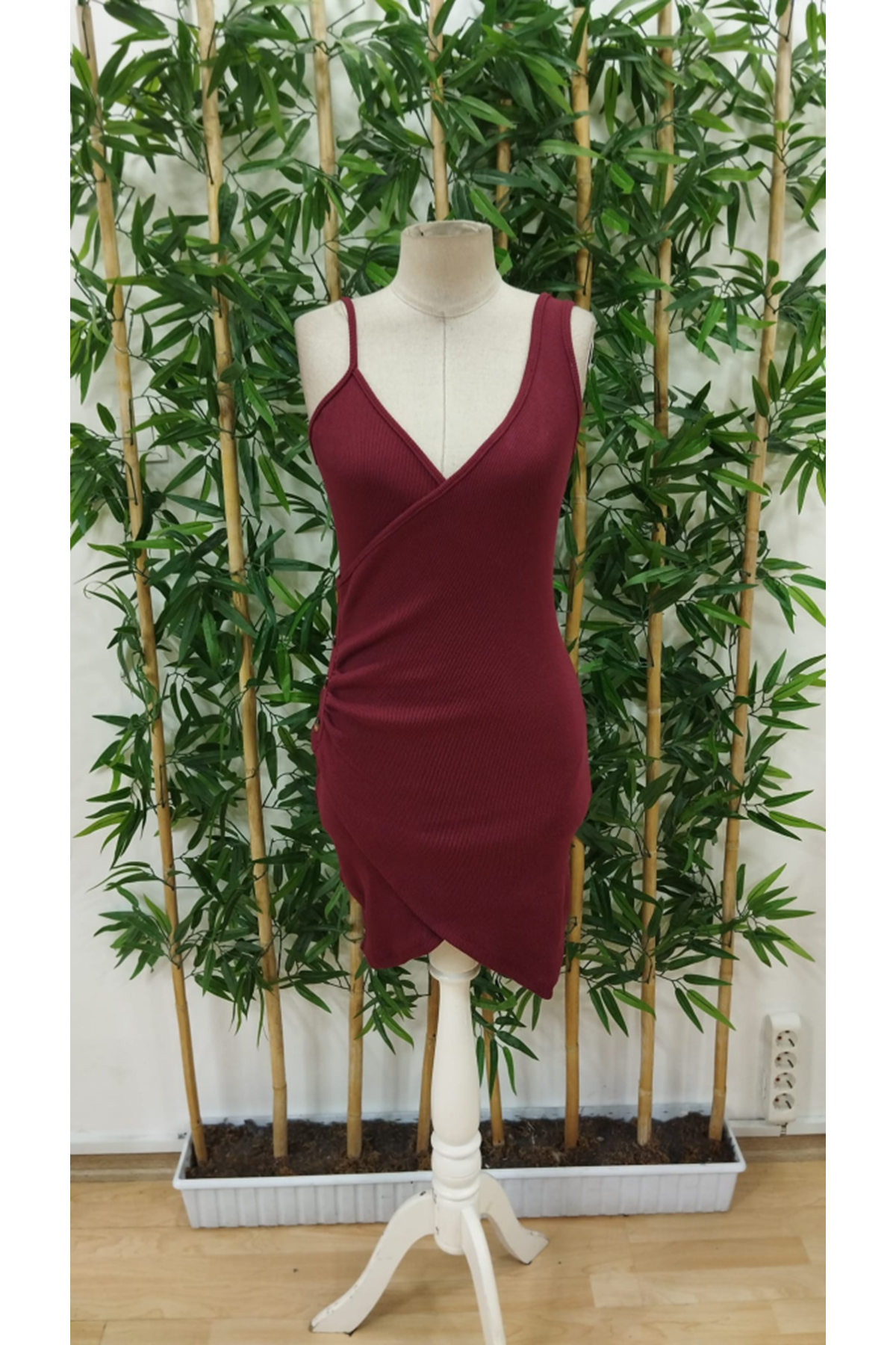 Kadın Tek Omuzu Ip Askılı Kruvaze Yakalı Belden Düğmeli Asimetrik Kesim Detaylı Kaşkorse Elbise