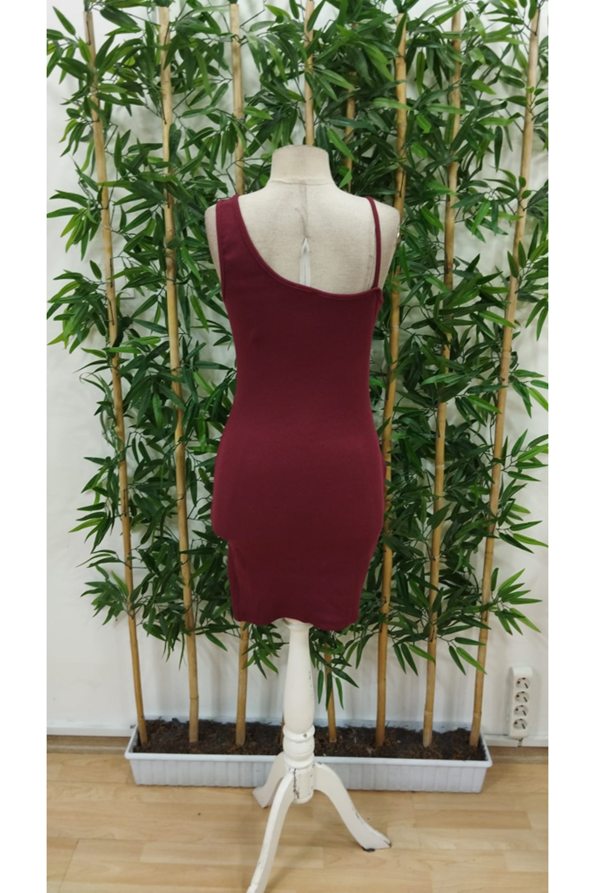 Kadın Tek Omuzu Ip Askılı Kruvaze Yakalı Belden Düğmeli Asimetrik Kesim Detaylı Kaşkorse Elbise