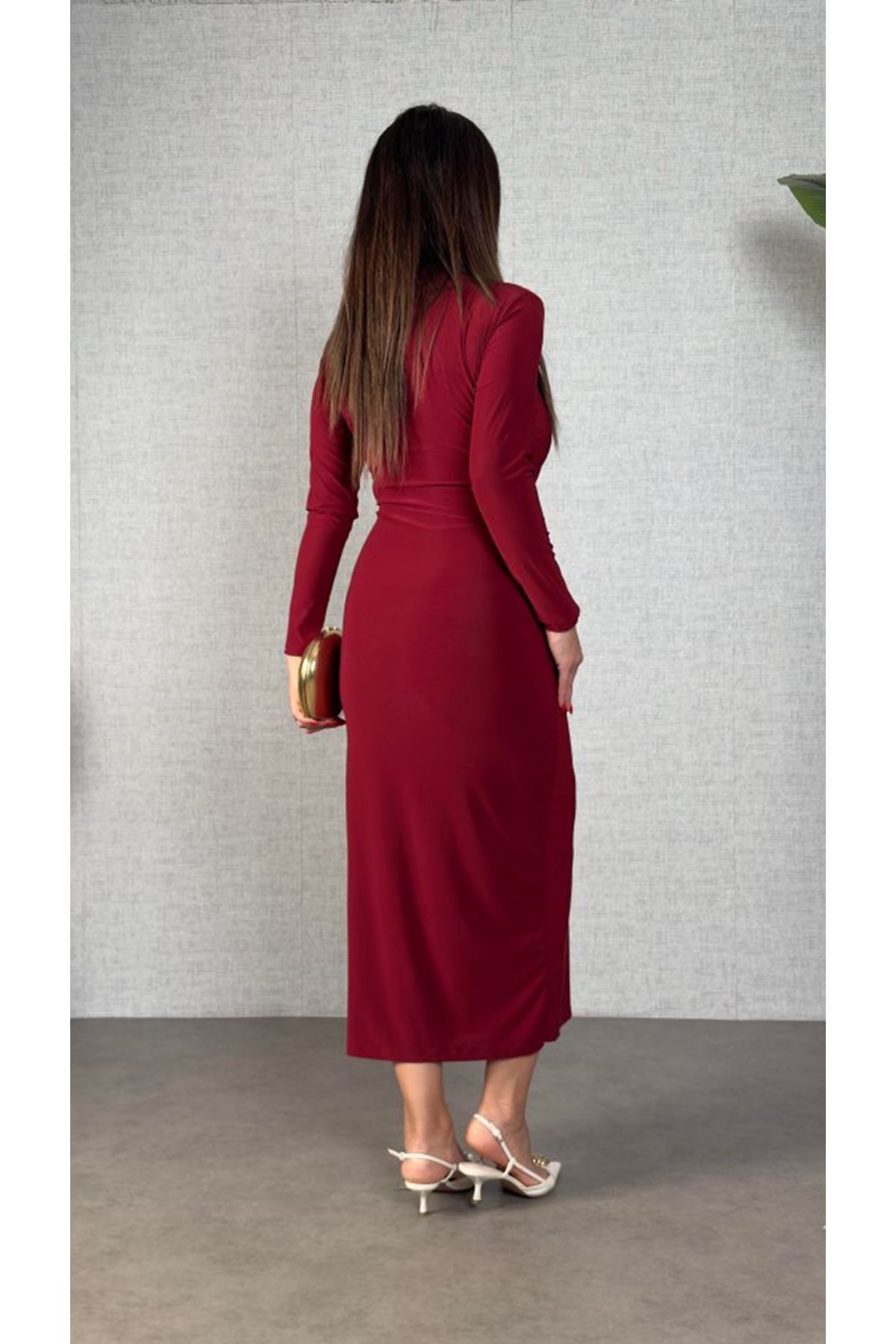 Kadın Balıkçı Yaka Toka Detay Sandy Kumaş Midi Boy Elbise