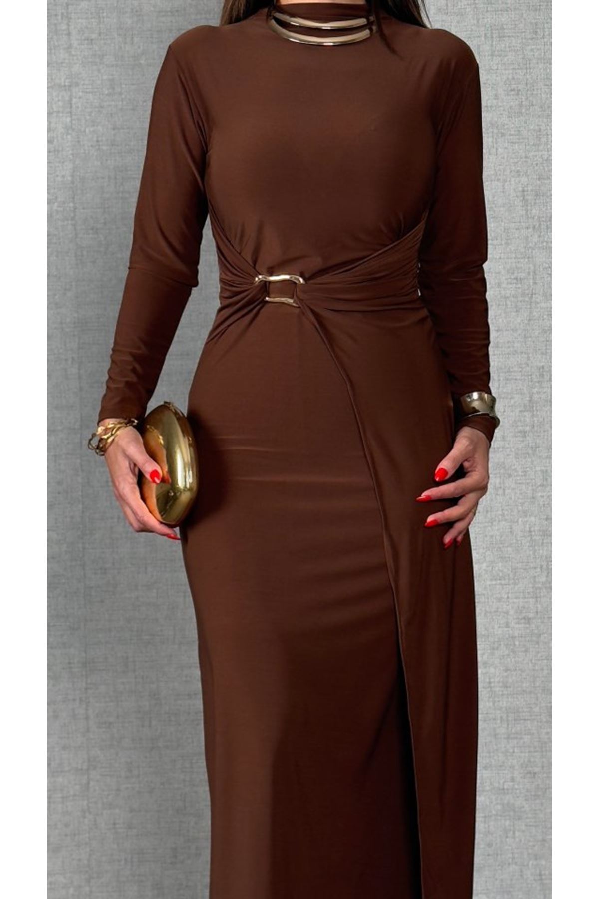 Kadın Balıkçı Yaka Toka Detay Sandy Kumaş Midi Boy Elbise