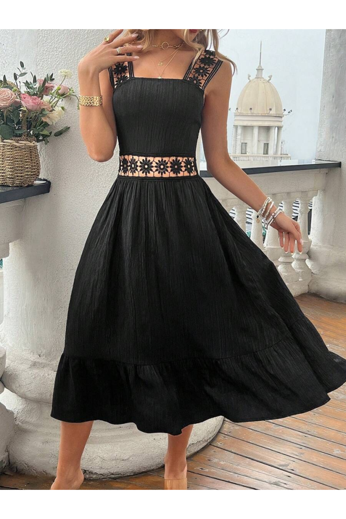 Kadın Askılı Ve Beli Dantel Detaylı Fırfırlı Uzun Bürümcük Elbise