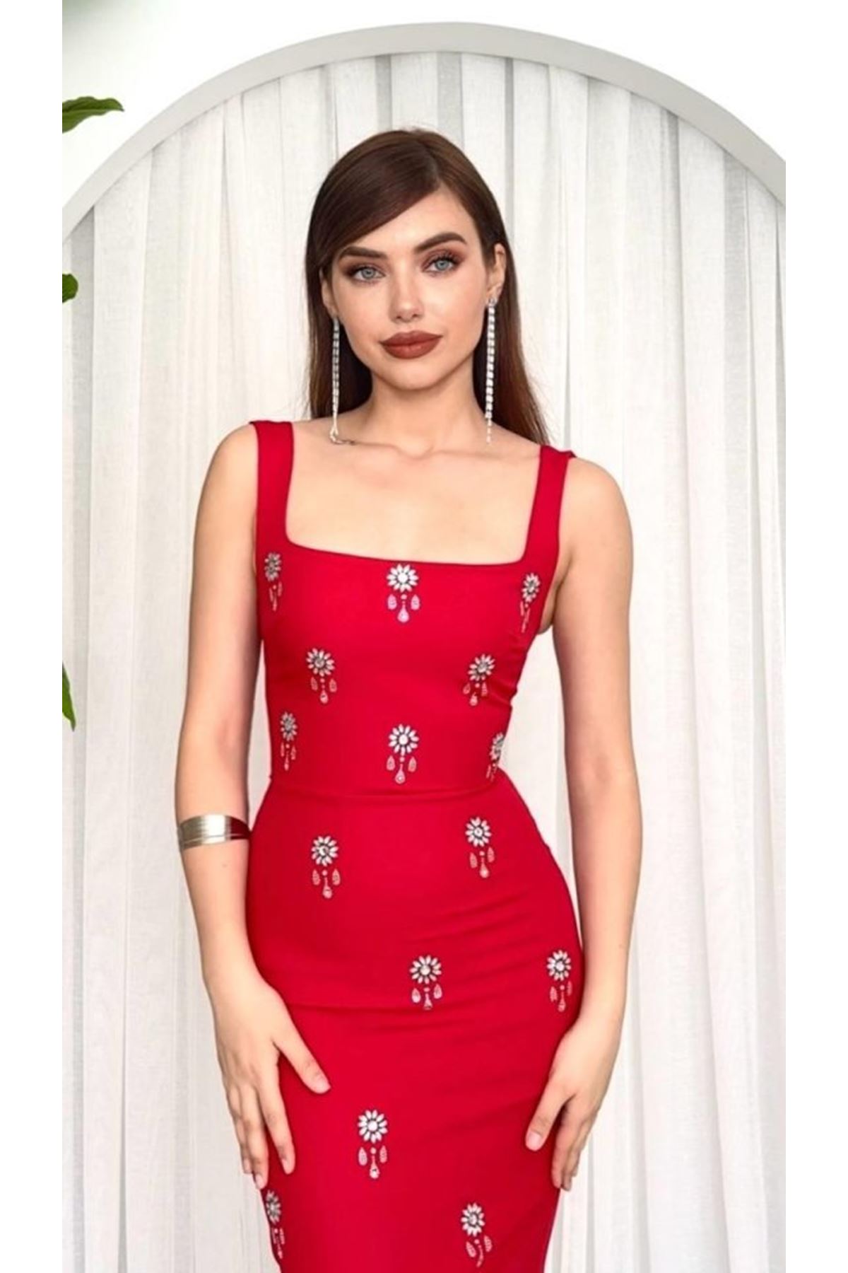 Ners Taş Detaylı Elbise