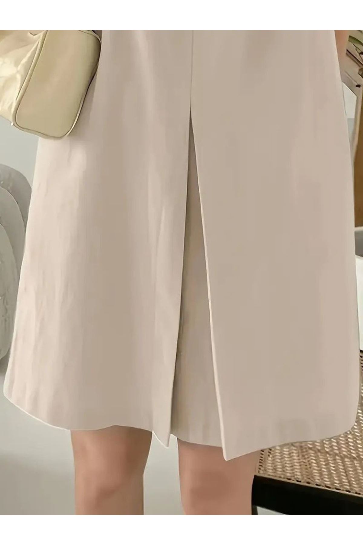 Kadın Askılı Sıfır Kol A Kesim Detaylı Ithal Krep Elbise