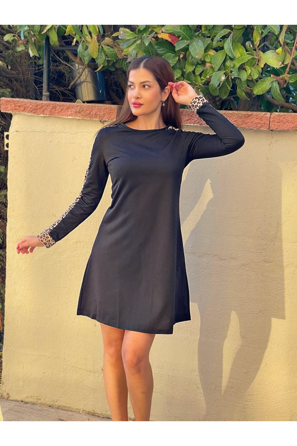Kadın Uzun Kollu Bisiklet Yaka Kollar Leopar Detay Iki Iplik Mini Boy Elbise