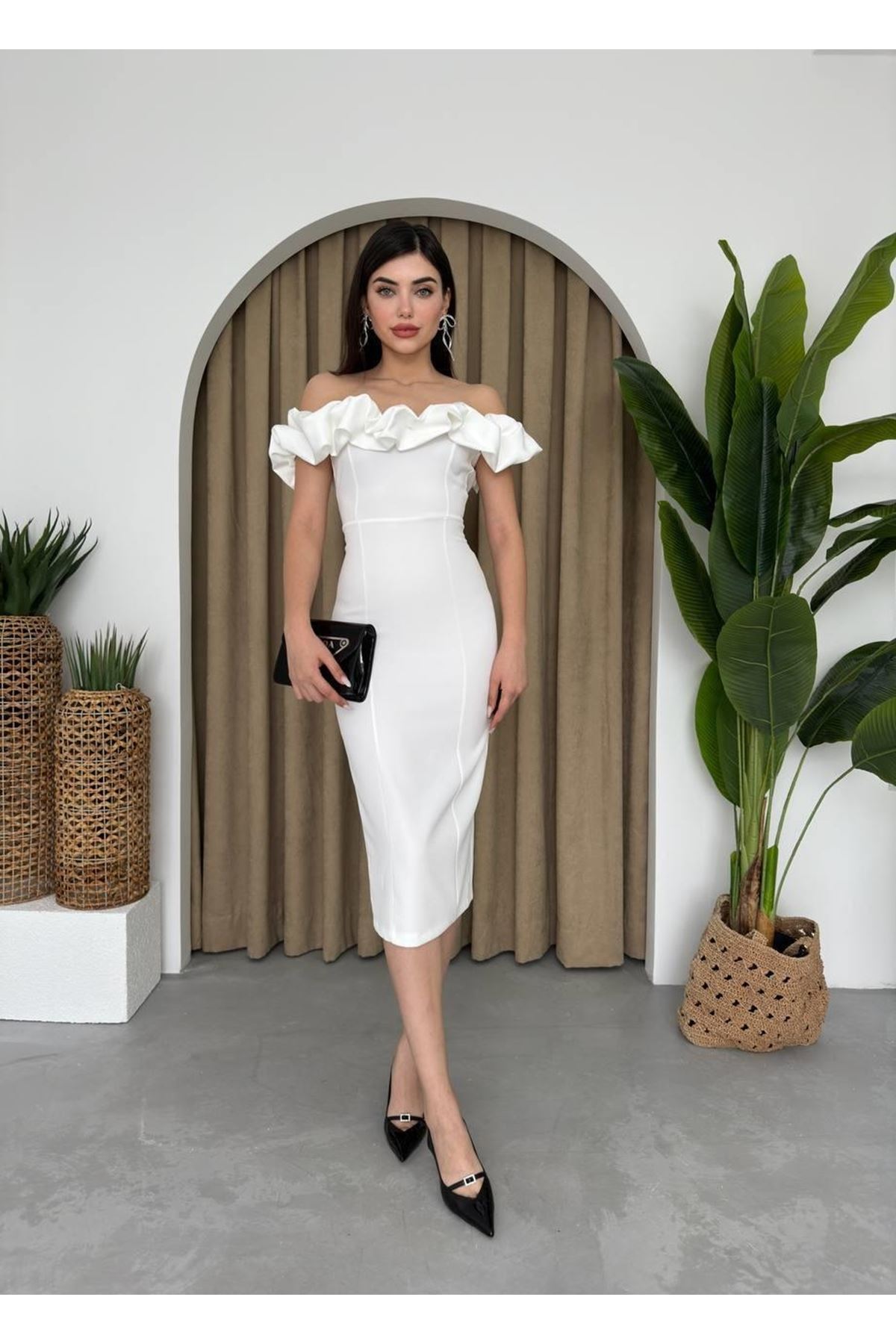 Popi Madonna Yaka Kalem Elbise