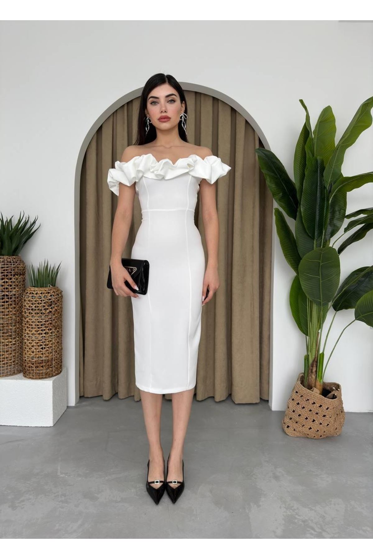 Popi Madonna Yaka Kalem Elbise