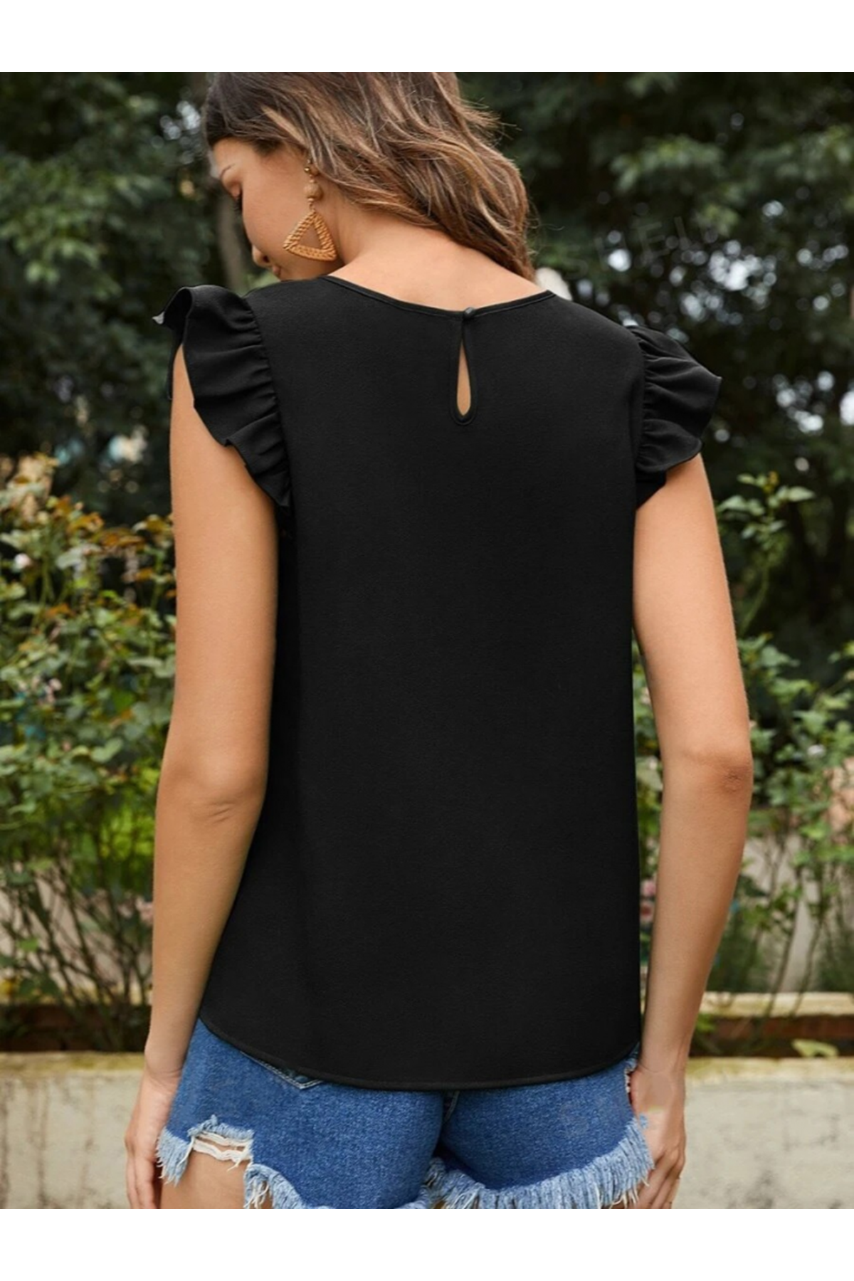 Kadın Yuvarlak Yaka Kolları Fırfırlı Krep Bluz