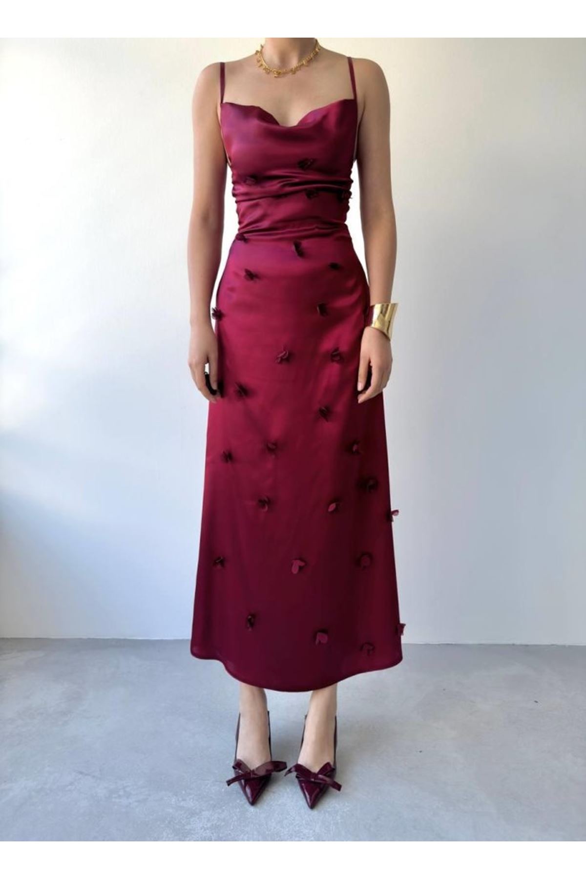 Dora Çiçek Detaylı Elbise