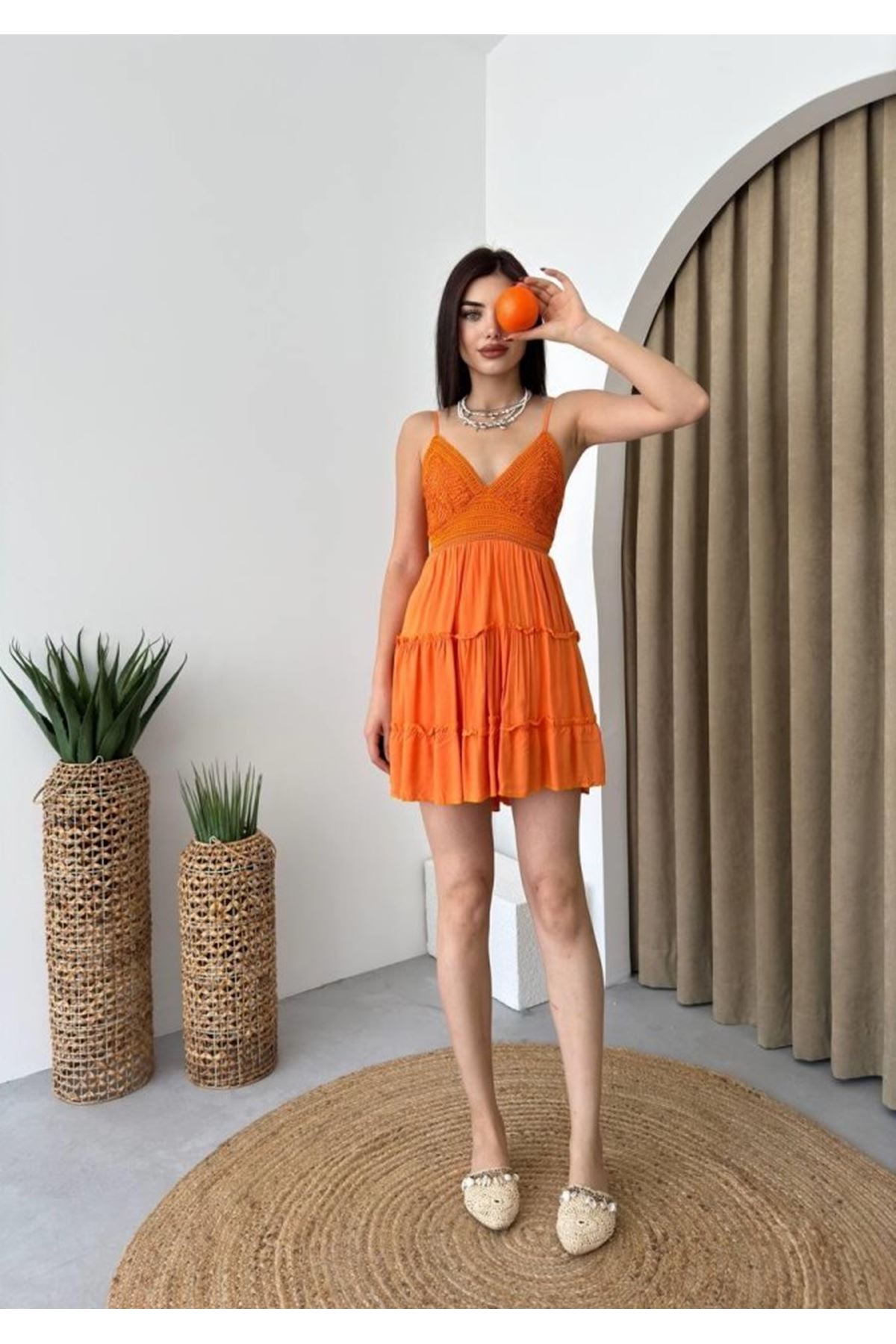 Nivel Göğsü Büzgülü Elbise