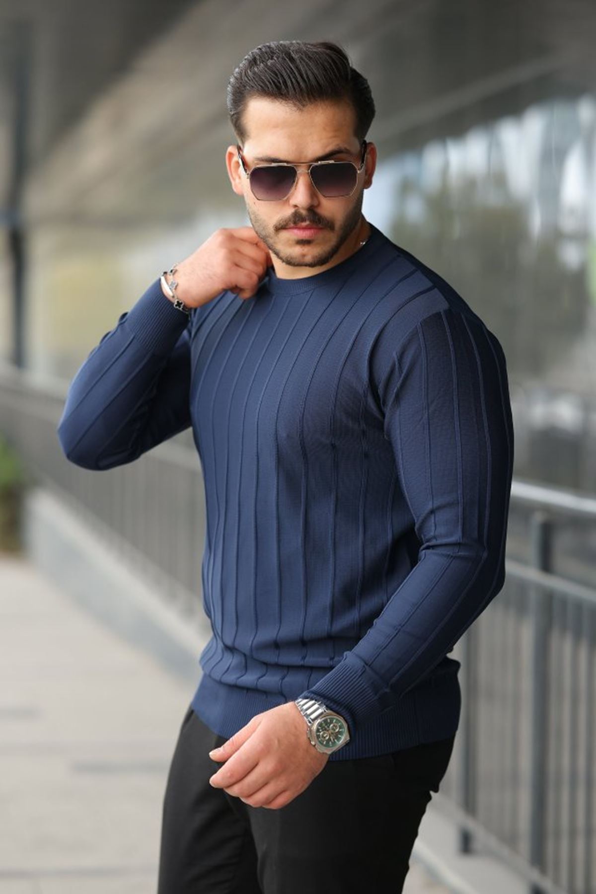 Erkek Bisiklet Yaka çizgi Kabartmalı Uzun Kollu Triko