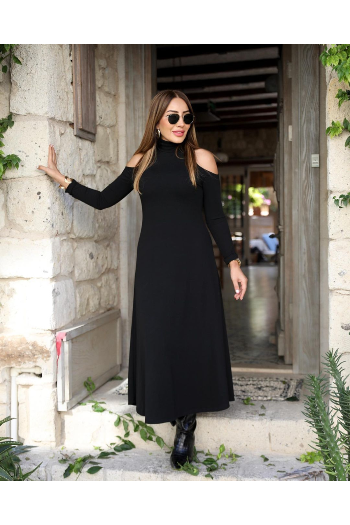 Kadın Balıkçı Yaka Omuzlardan Açık Uzun Kollu Janjan Krep Elbise