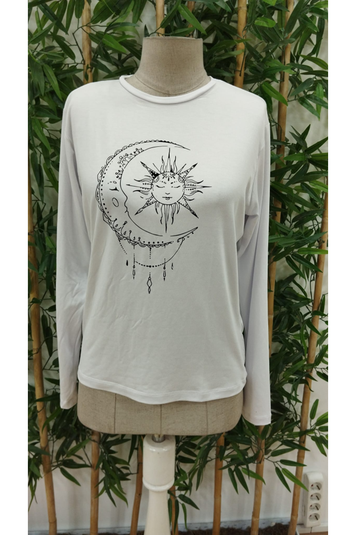 Kadın Uzun Kollu Bisiklet Yaka Ay Baskılı Viskon Bluz