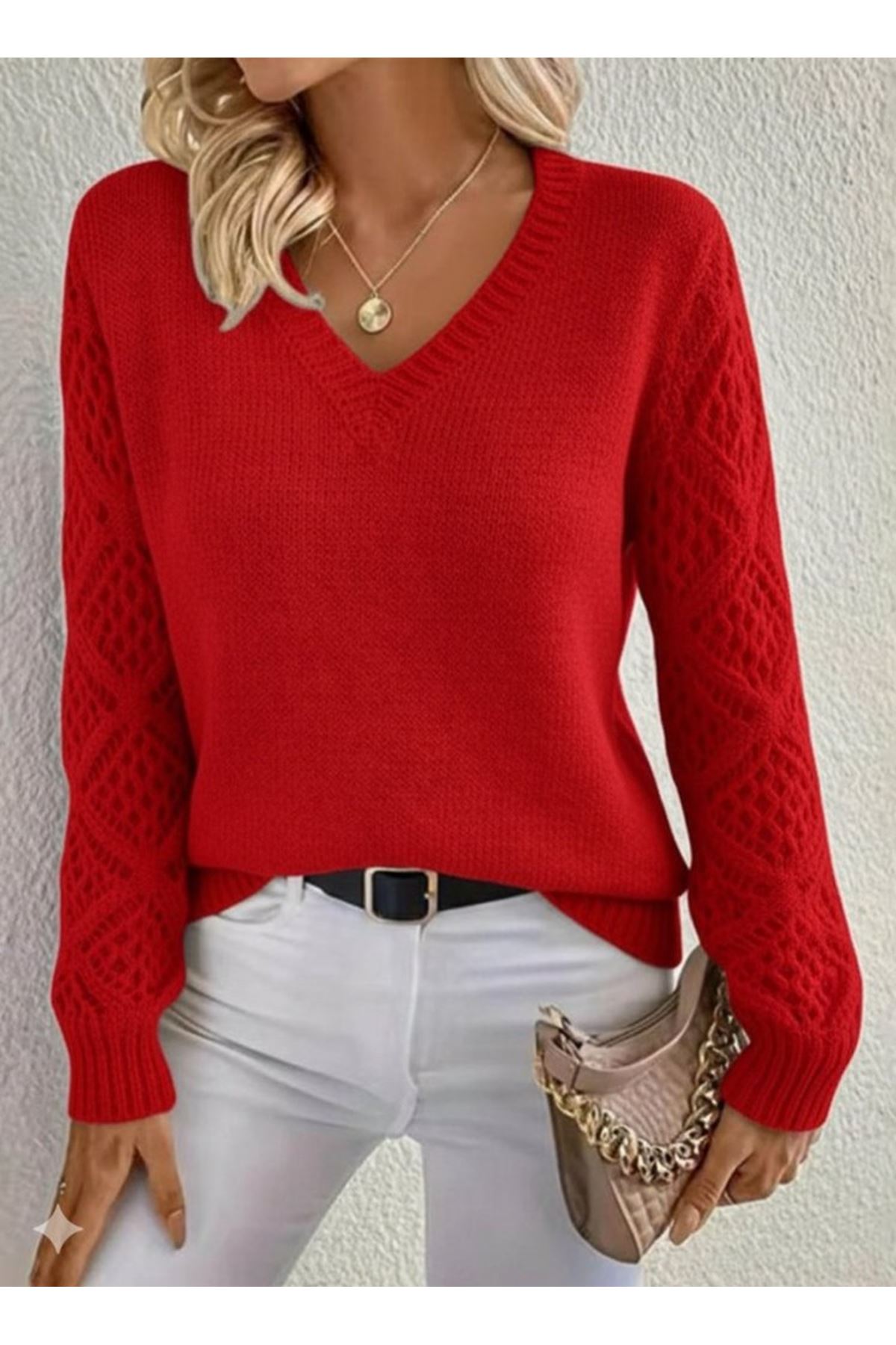 Kadın Uzun Kollu V Yaka Kol Delikli Baklava Desen Detaylı Triko Kazak