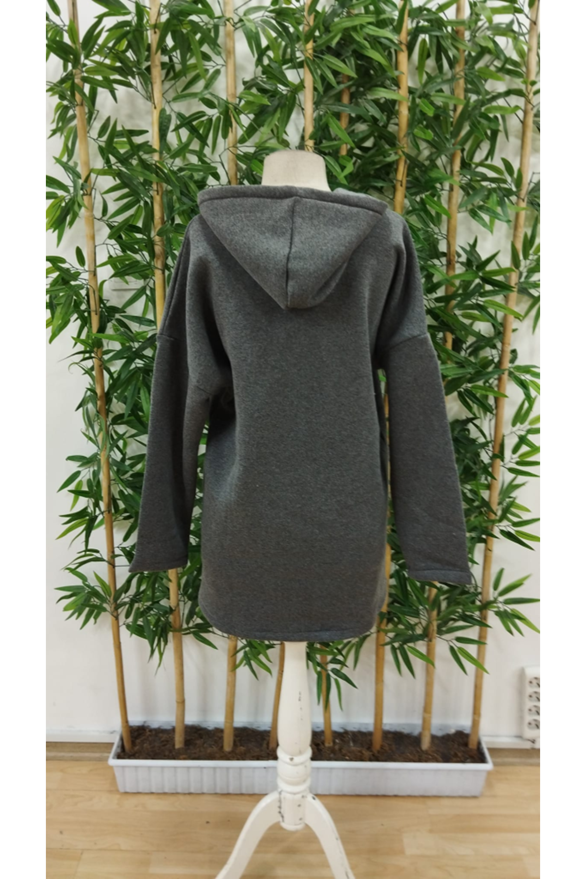 Kadın Uzun Kollu Kapşonlu Fermuar Detaylı Cepli Uzun üç Iplik Ceket