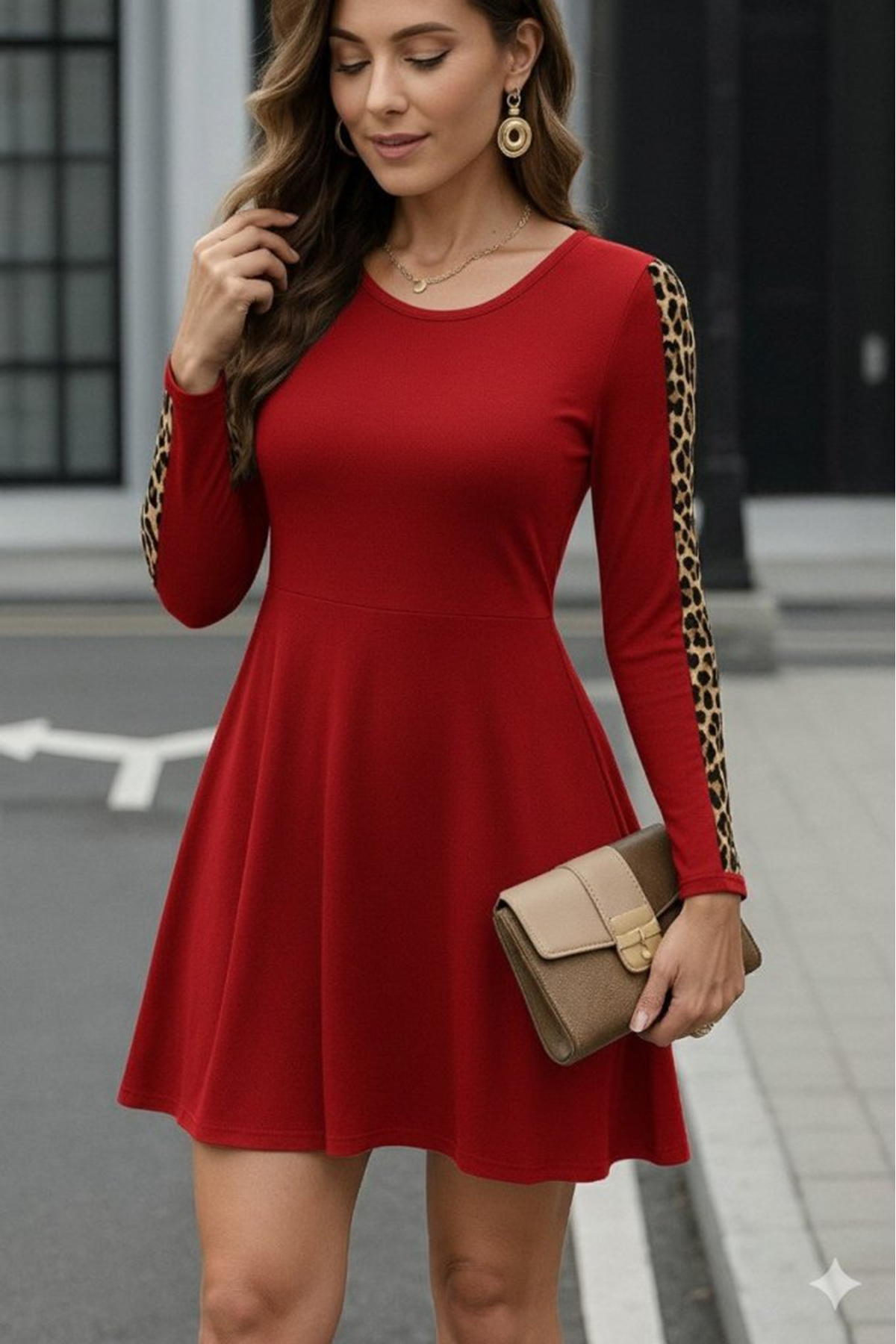 Kadın Uzun Kollu Bisiklet Yaka Kollar Leopar Detay Iki Iplik Mini Boy Elbise