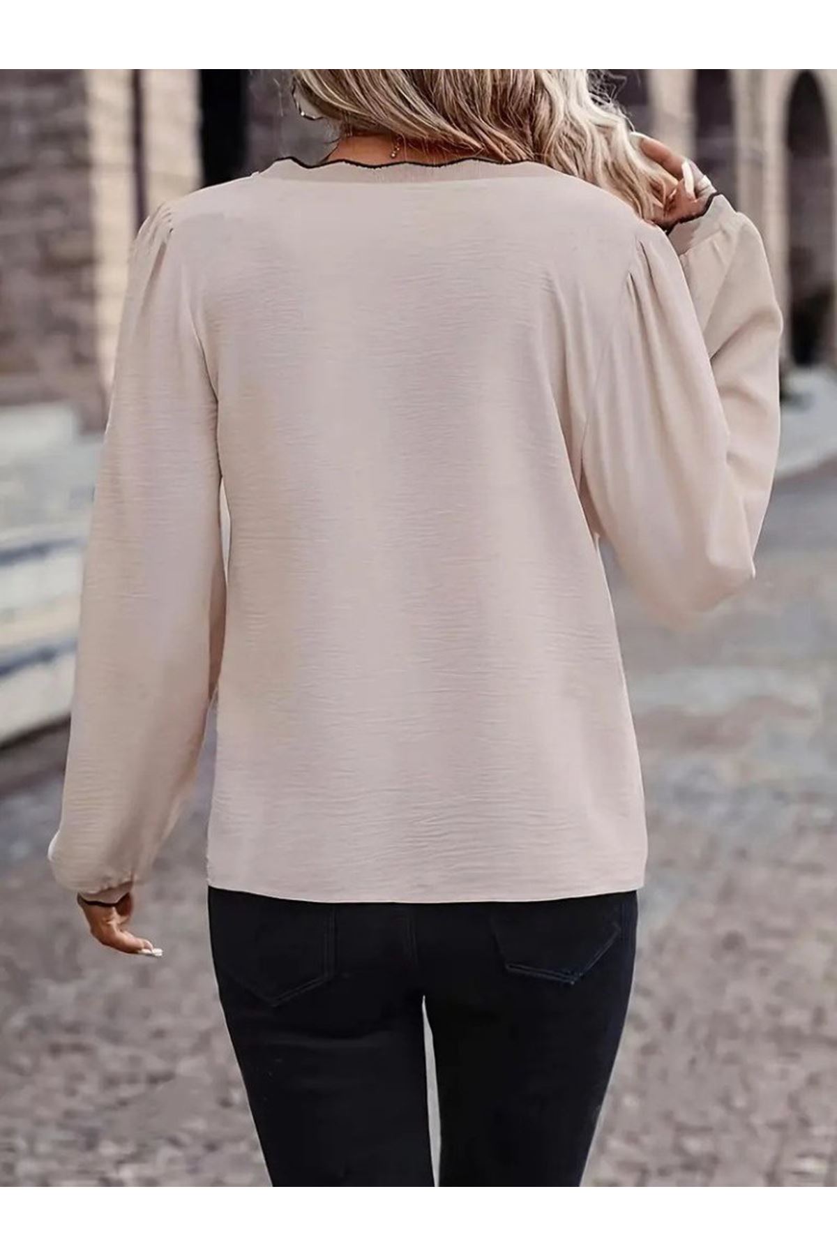 Kadın Uzun Kollu V Yakalı Aerobin Bluz