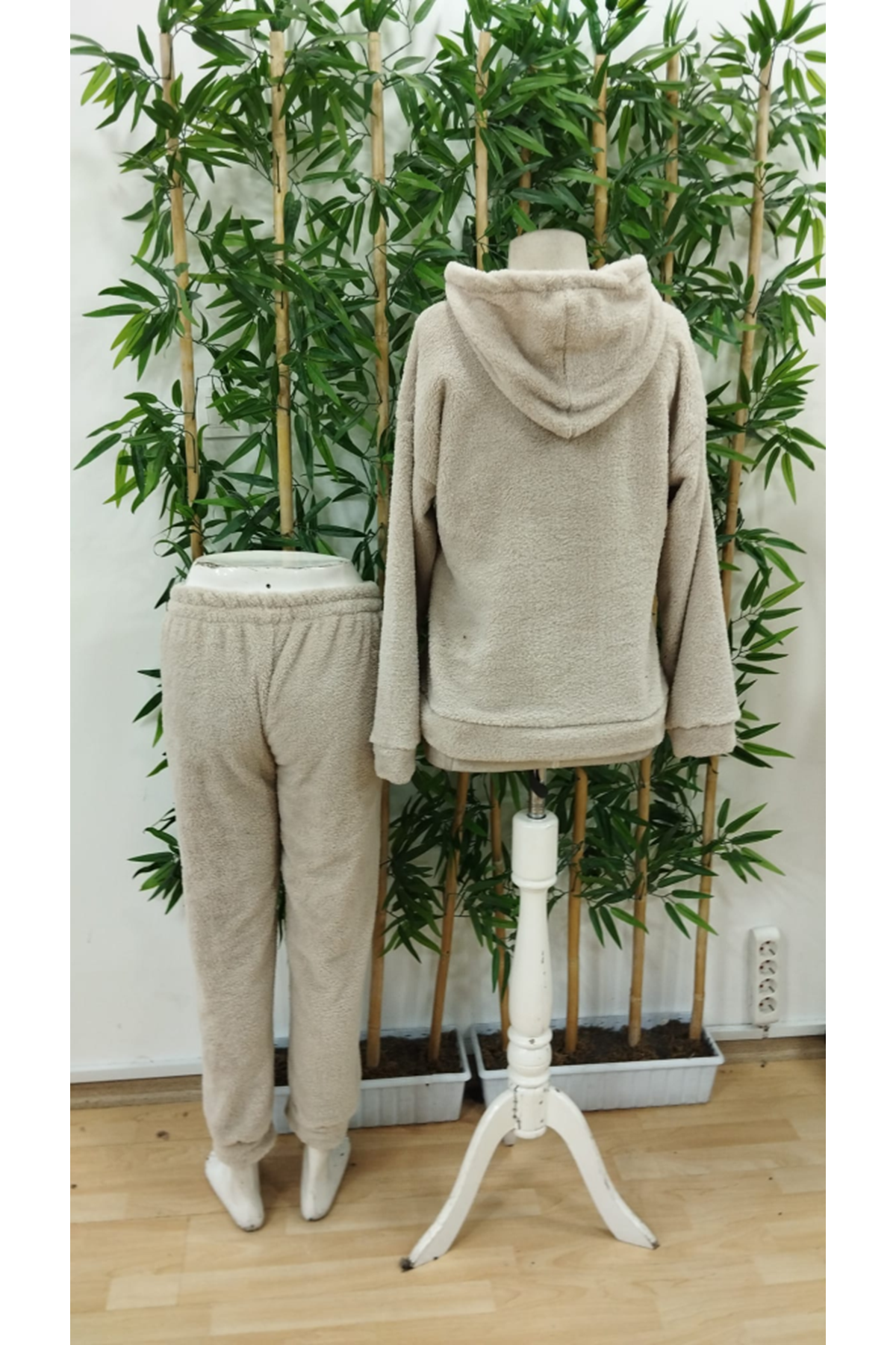 Kadın Uzun Kollu Kapşonlu önden Cepli Peluş Alt Ve üst Ikili Takım