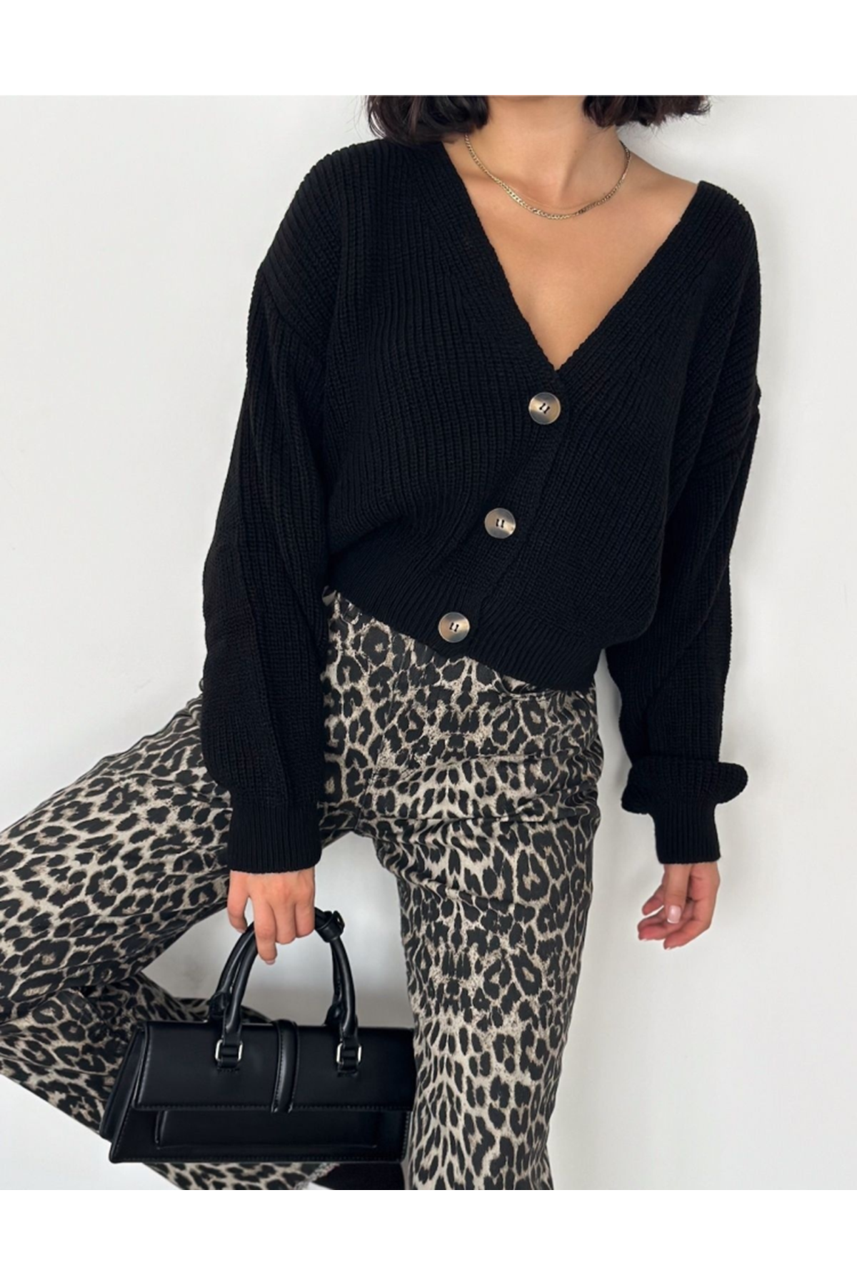 Kadın önü Düğmelitriko Hırka