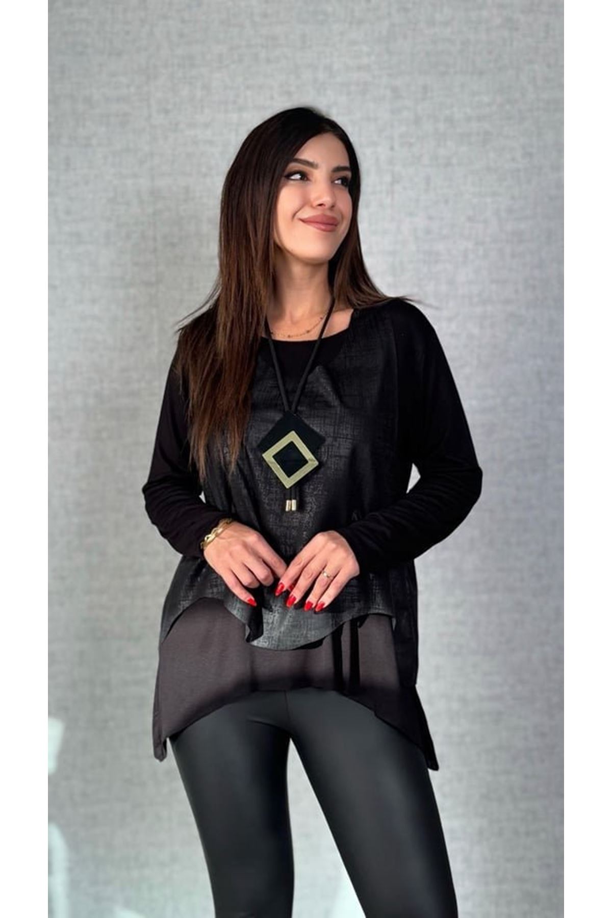 Kadın Siyah Deri Yelekli Kolye Dahil üçlü Takım