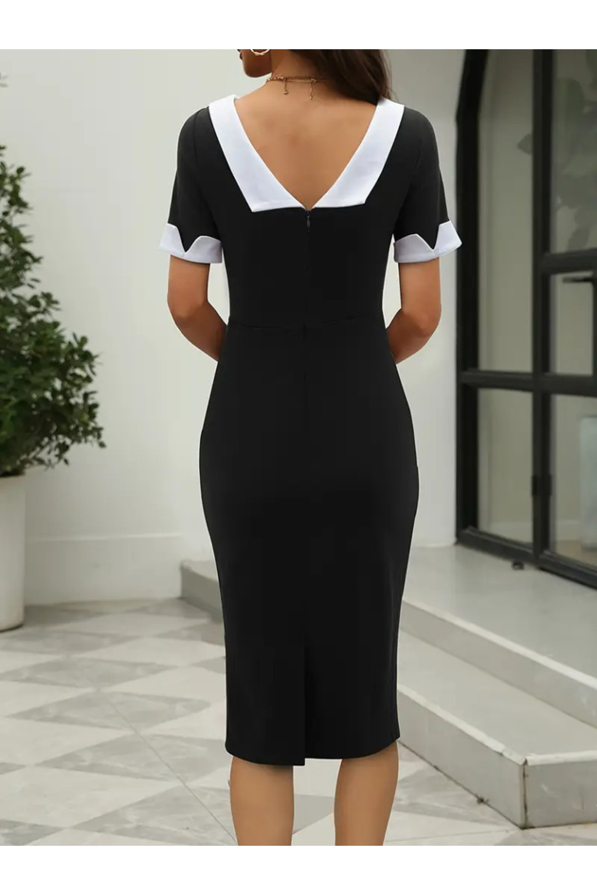 Kadın Kısa Kollu Kayık Yaka Arkadan Yakalı Ithal Krep Elbise