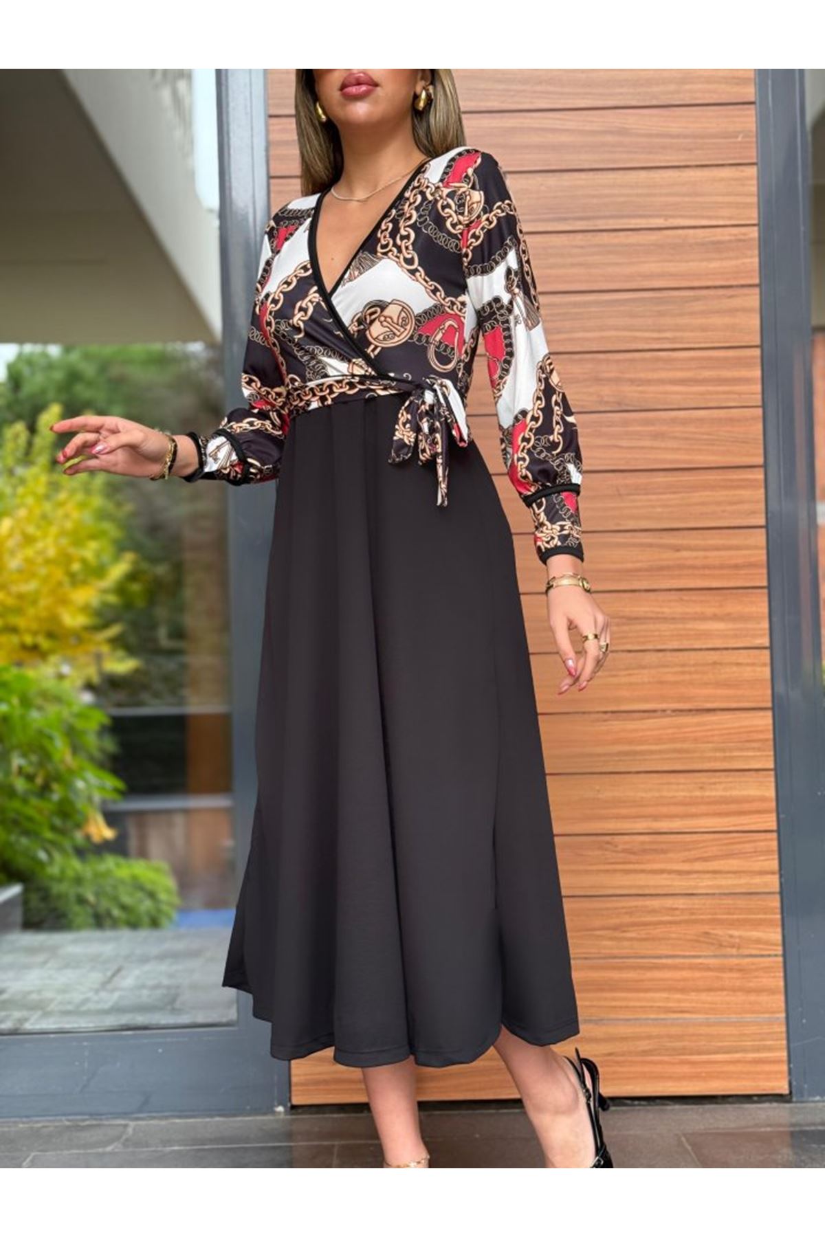 Kadın Uzun Kollu Kruvaze Yaka Dalgıç Krep Midi Boy Elbise