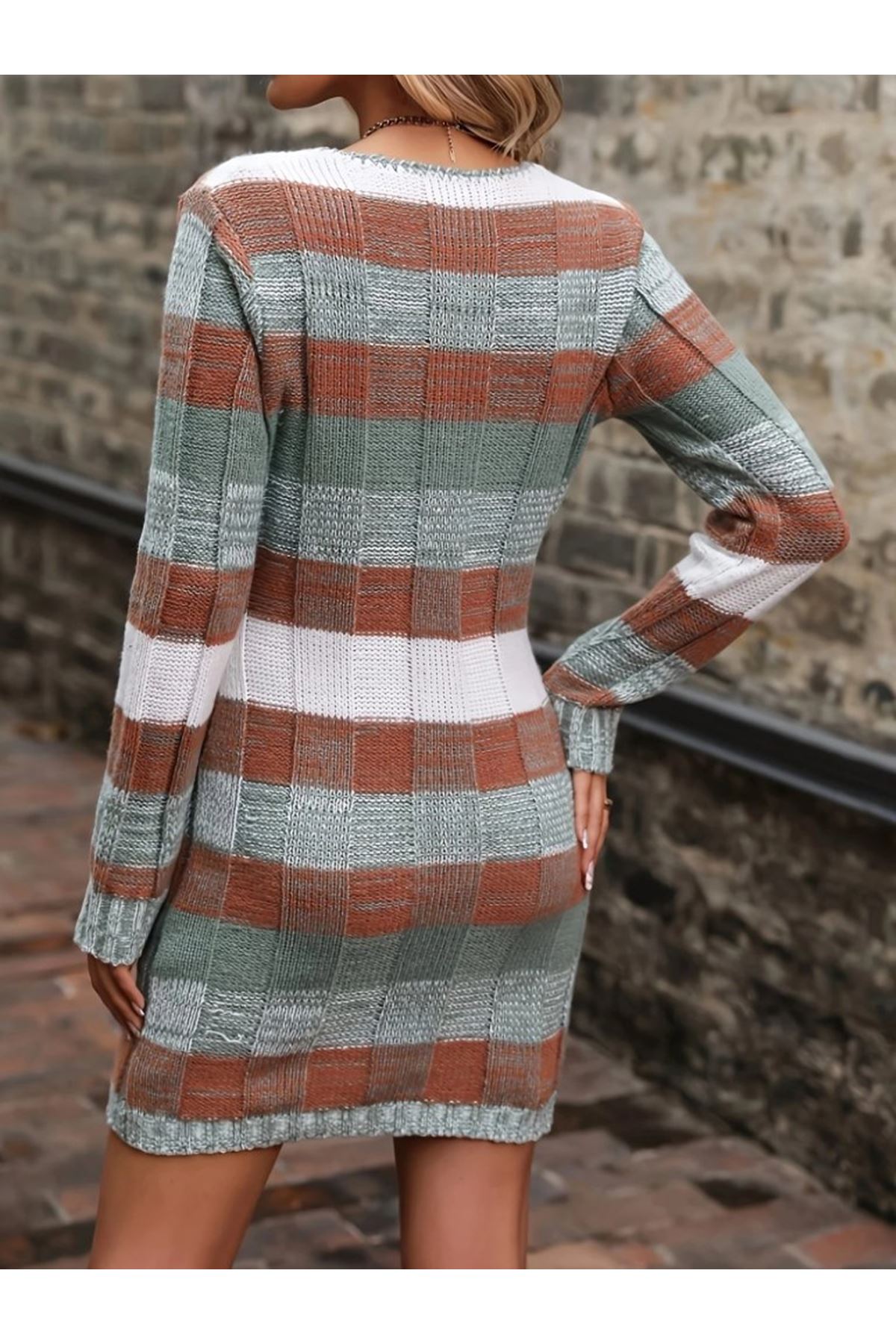 Kadın Uzun Kollu V Yakalı çizgili çok Renkli Triko Mini Elbise