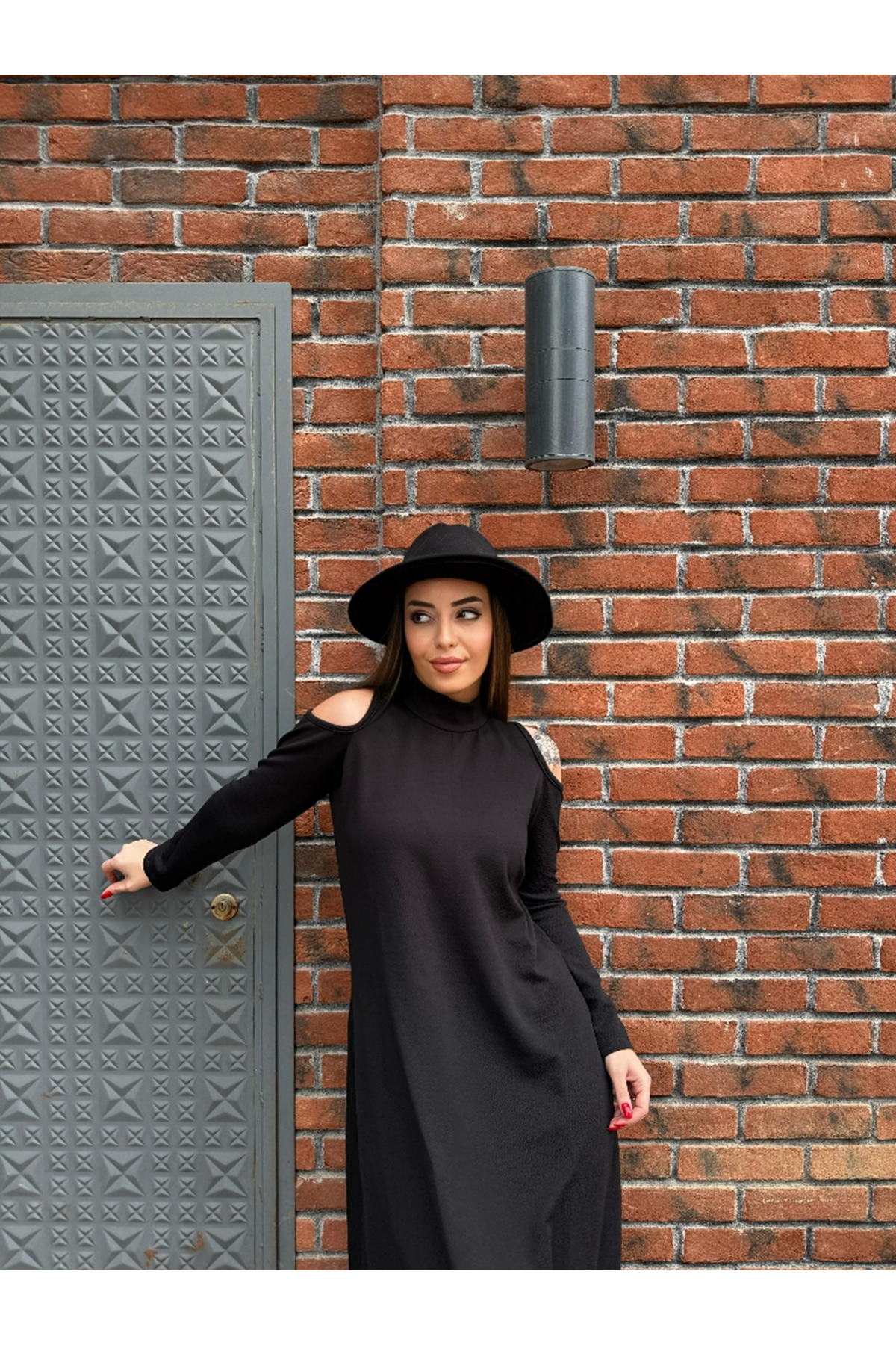 Kadın Balıkçı Yaka Omuzlardan Açık Uzun Kollu Janjan Krep Elbise