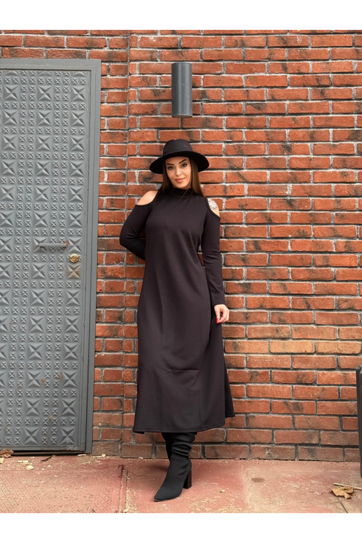 Kadın Balıkçı Yaka Omuzlardan Açık Uzun Kollu Janjan Krep Elbise