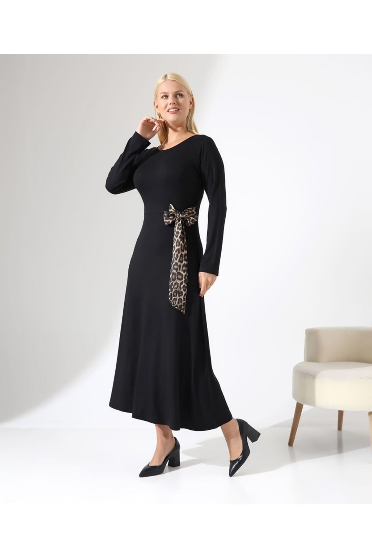 Kadın Bisiklet Yaka Leopar Fiyonk Detay Maxi Boy Elbise