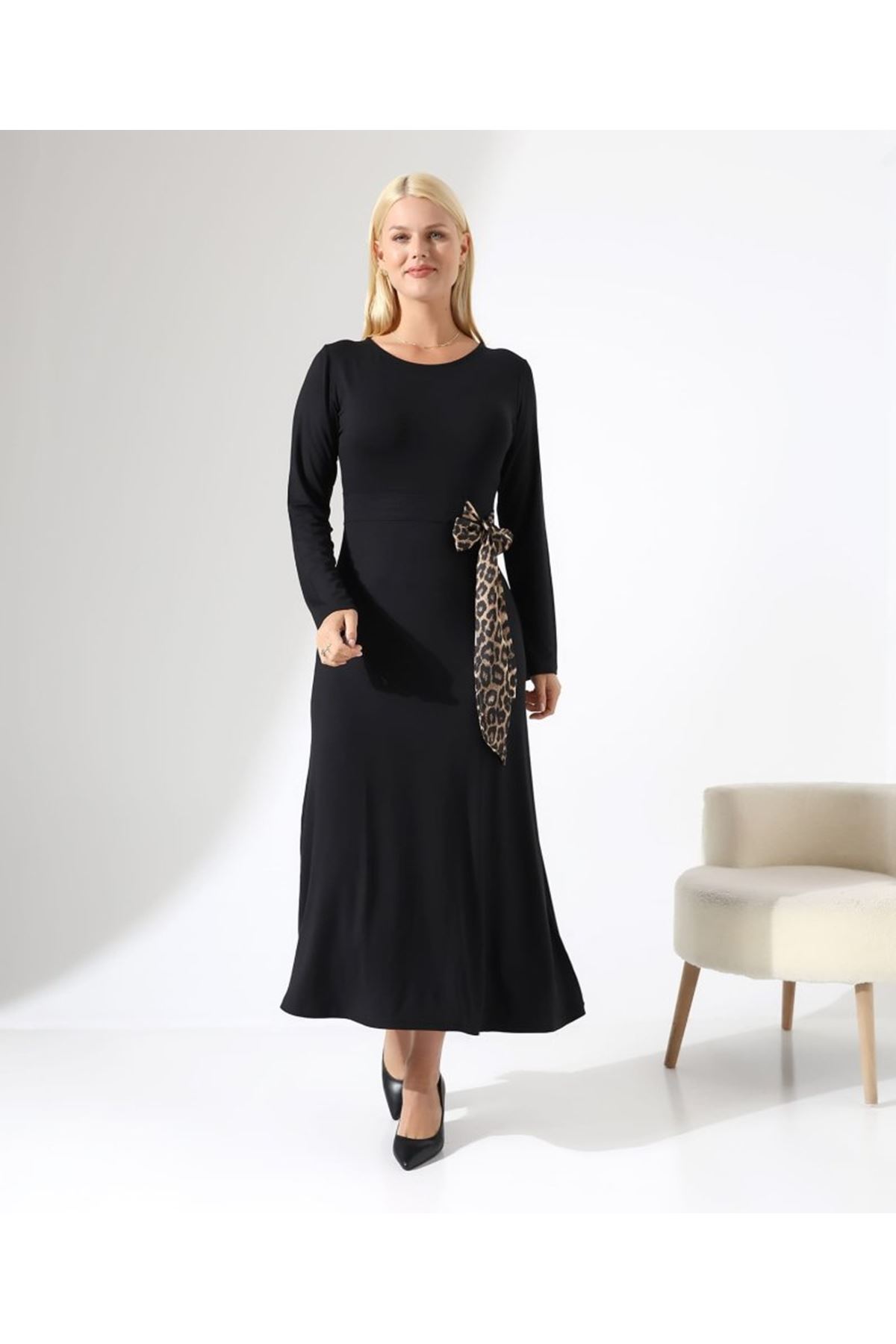 Kadın Bisiklet Yaka Leopar Fiyonk Detay Maxi Boy Elbise