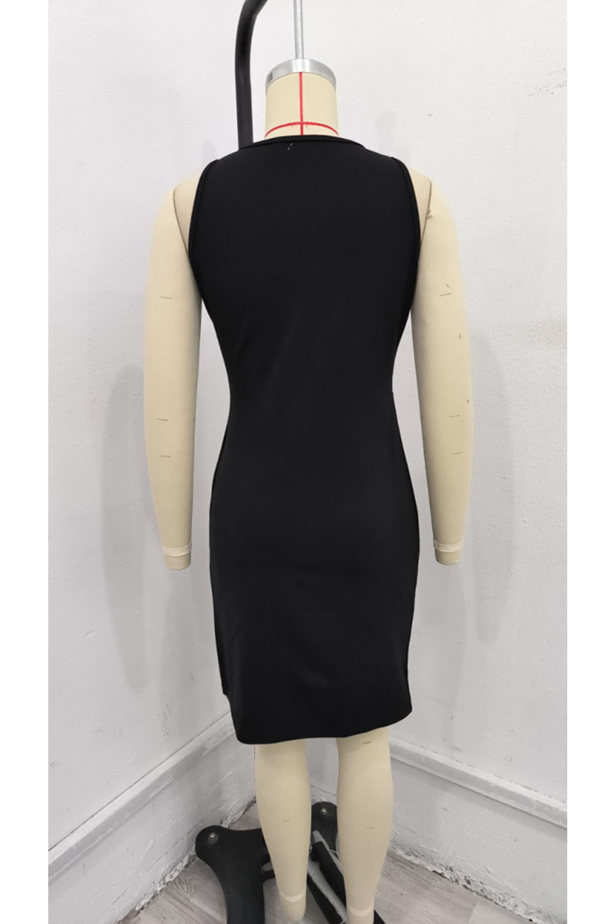 Kadın Sıfır Kol Pencere Ve Bel Detay Ithal Krep Elbise