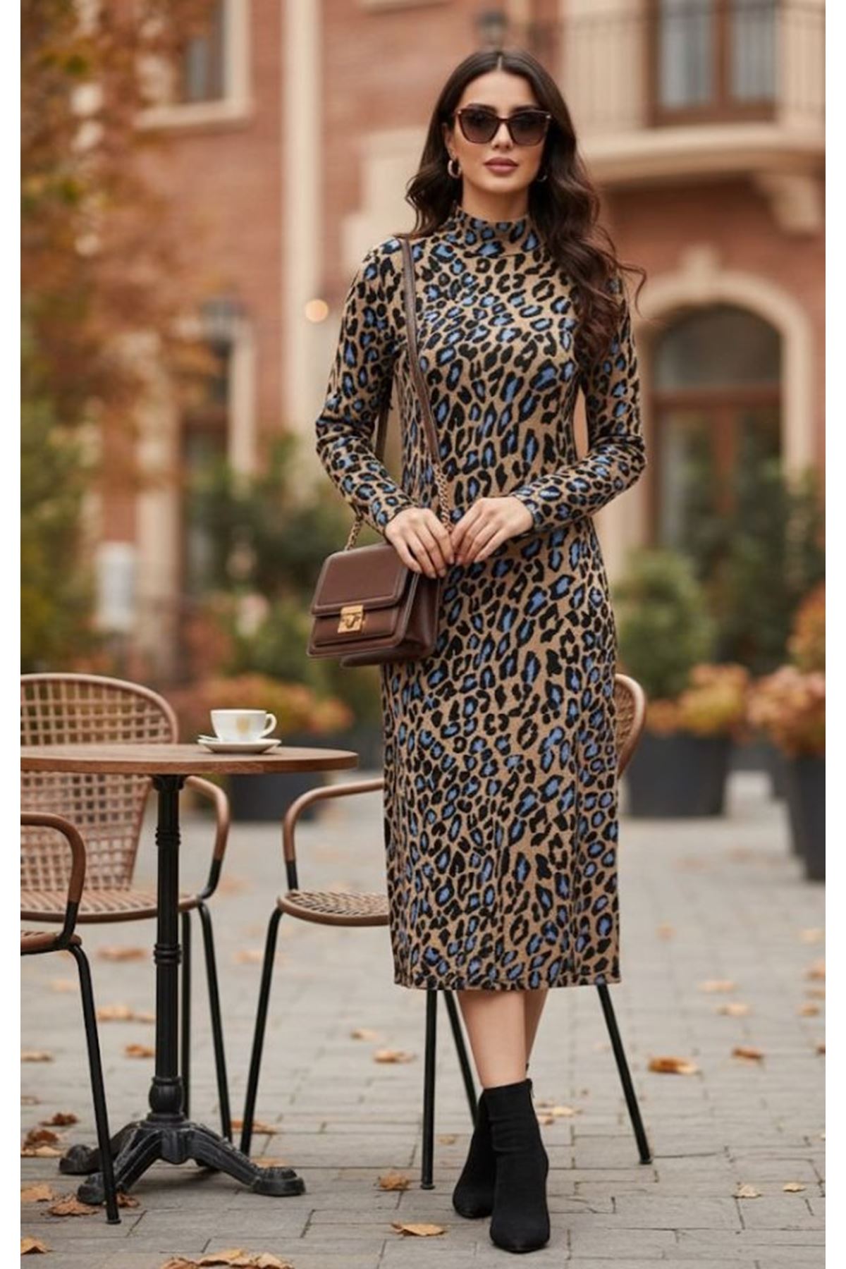 Kadın Uzun Kollu Balıkçı Yaka Leopar Desenli Midi Boy Elbise