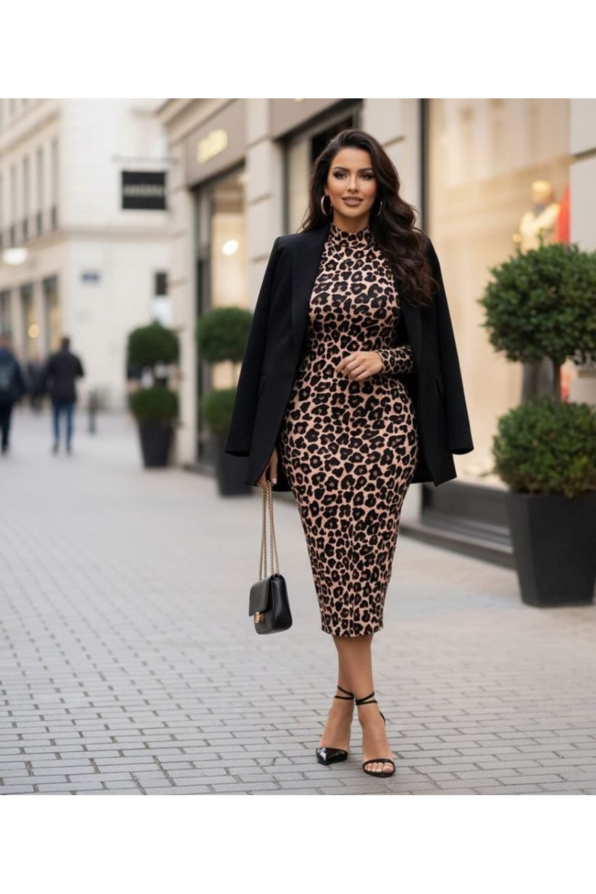 Kadın Uzun Kollu Balıkçı Yaka Leopar Desenli Midi Boy Elbise