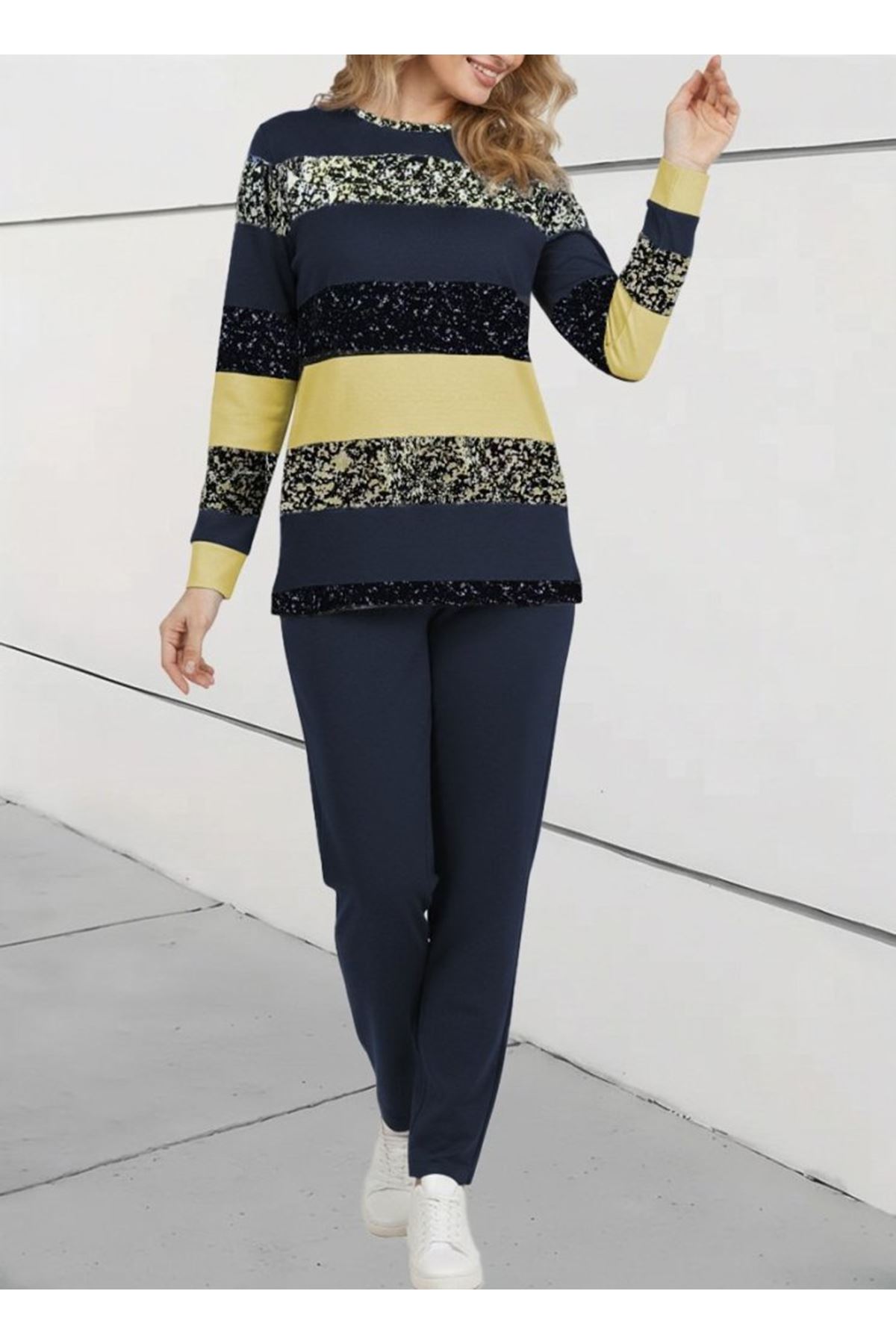 Kadın Uzun Kollu Bisiklet Yaka çizgili Desen Iki Iplik Bluz Ve Pantolon Ikili Takım
