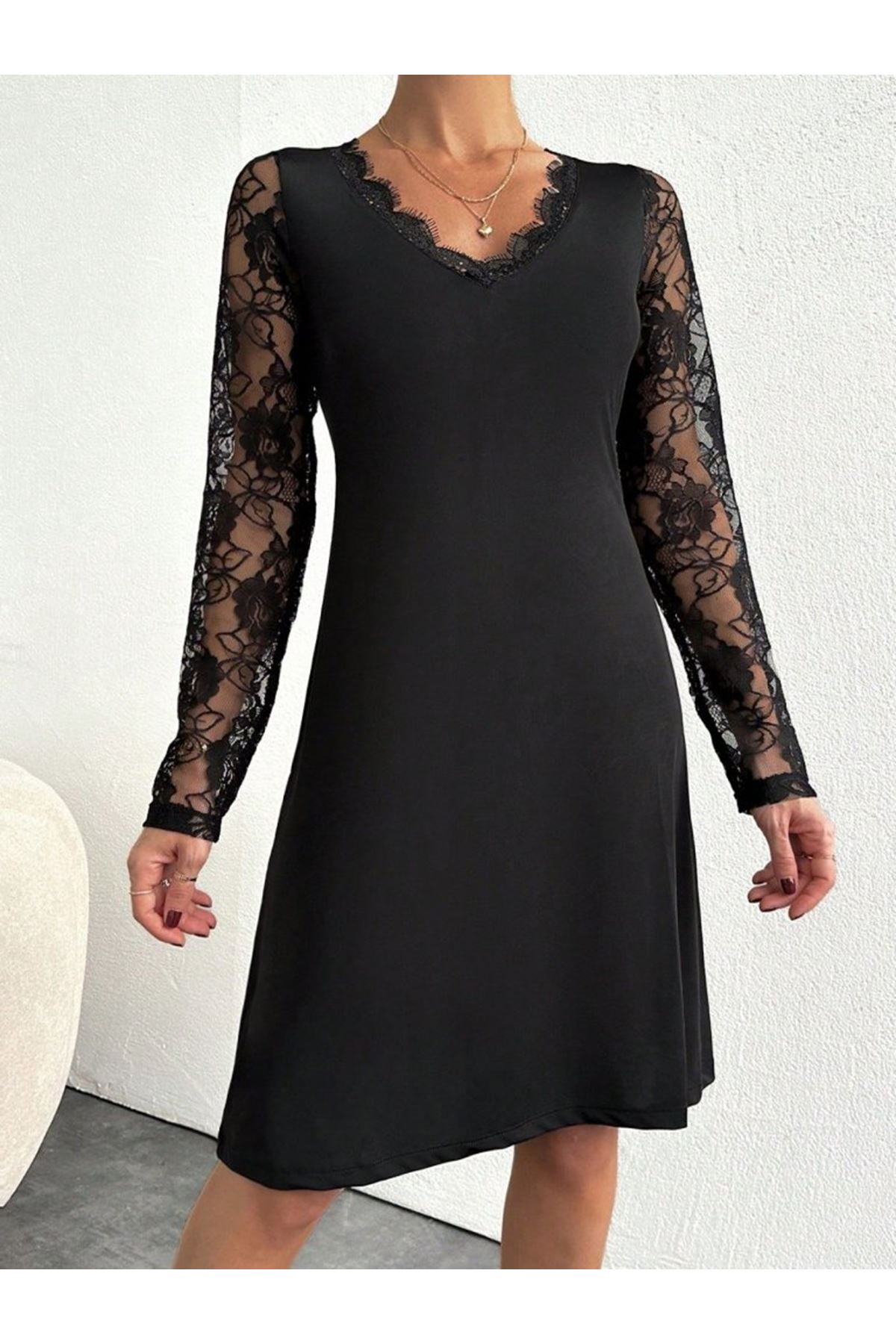 Kadın Uzun Kollu Yaka Ve Kol Dantel Detay Sandy Mini Boy Elbise