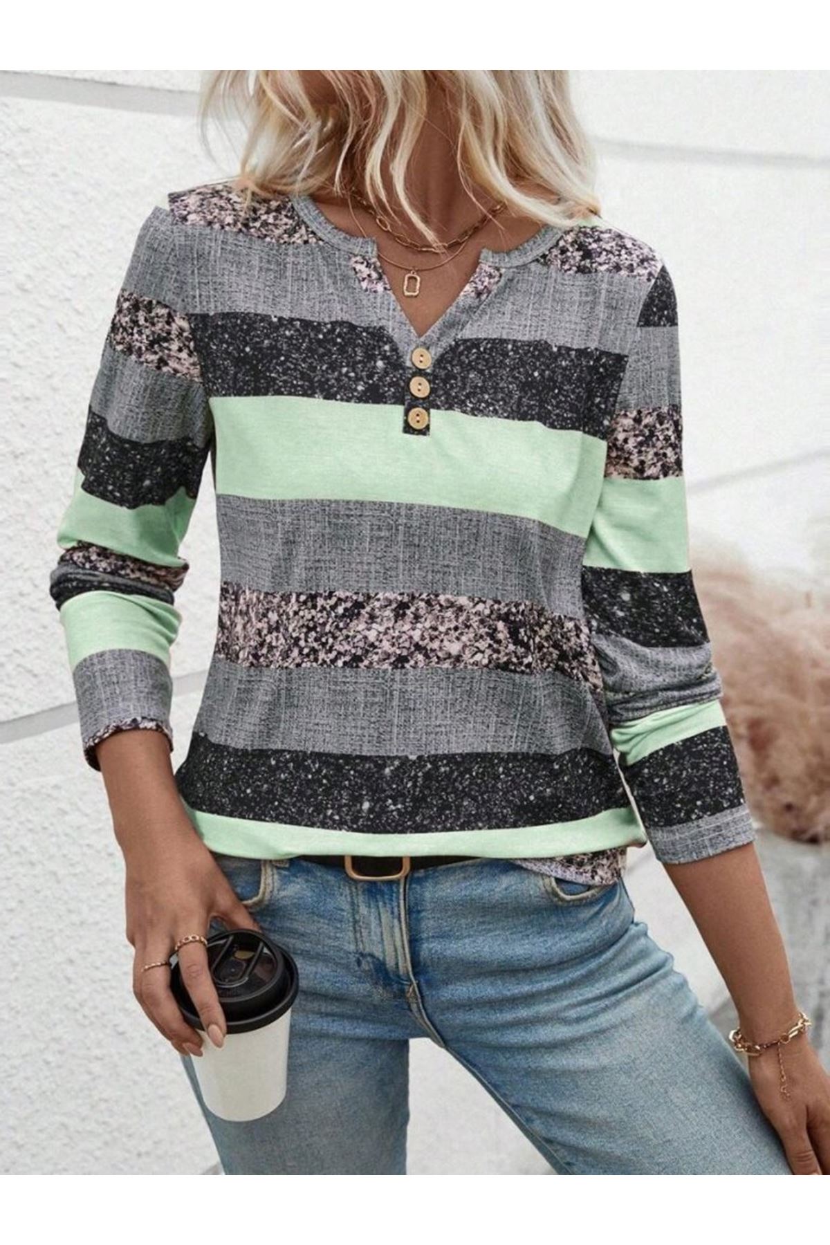 Kadın Uzun Kollu Yakadan Düğmeli çizgili Desenli Süprem Bluz