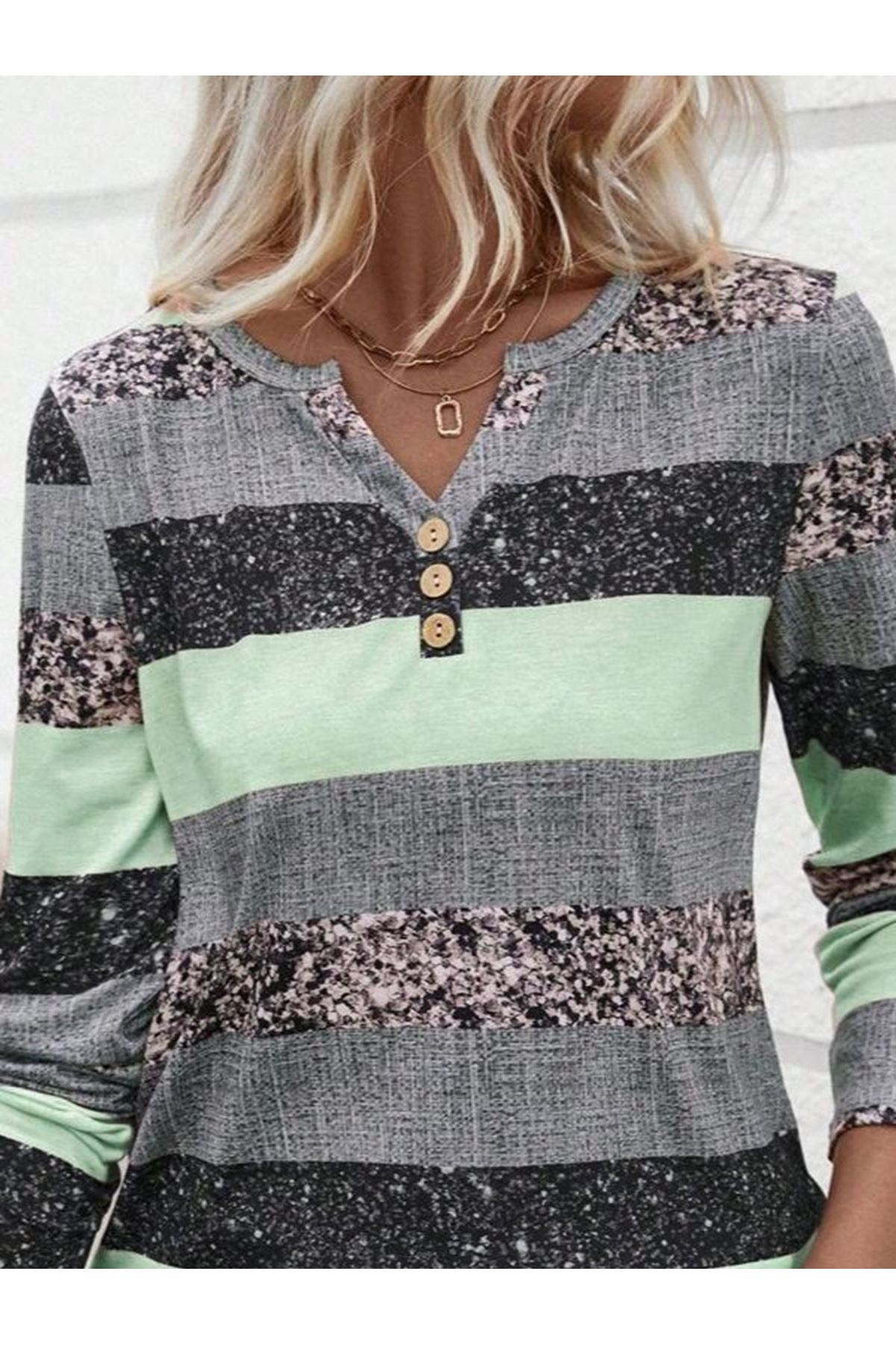 Kadın Uzun Kollu Yakadan Düğmeli çizgili Desenli Süprem Bluz