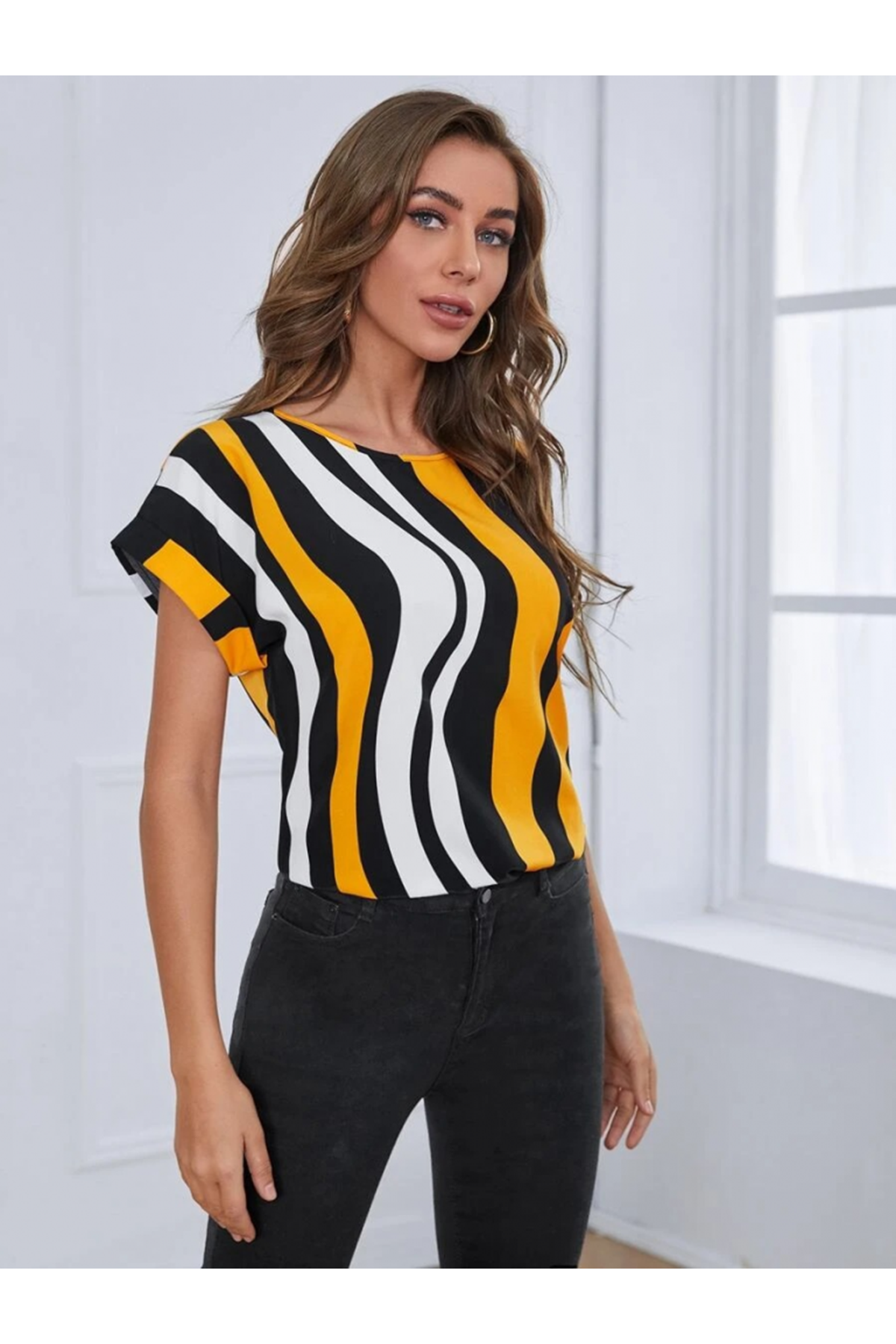 Kadın Kısa Yarasa Kol Bisiklet Yaka Süprem Bluz