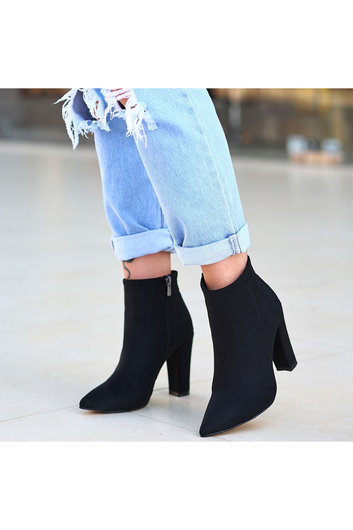 Loora Siyah Süet Topuklu Bot