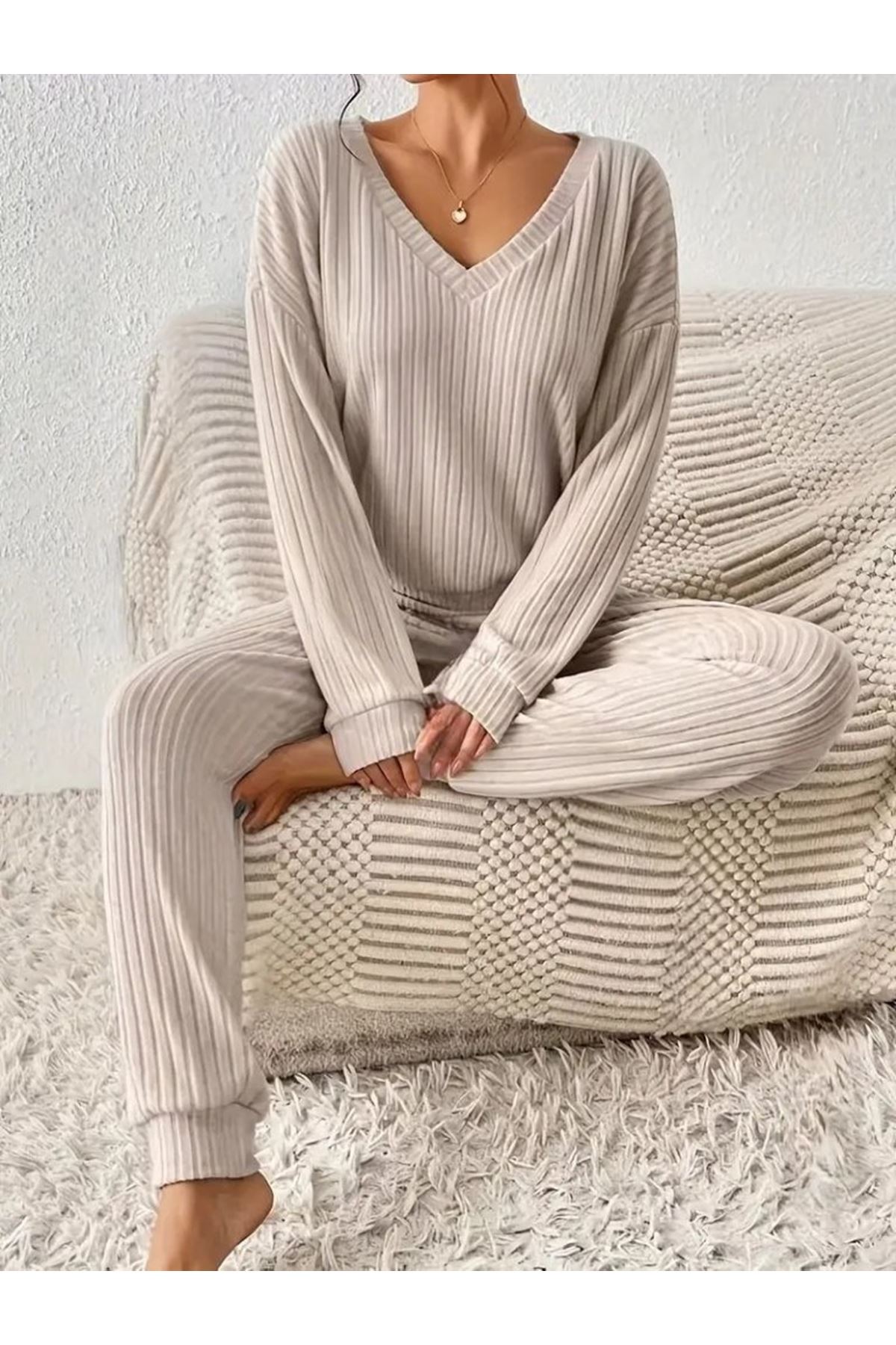 Kadın Uzun Kollu V Yakalı Kaşkorse Bluz Ve Pantolon Ikili Takım